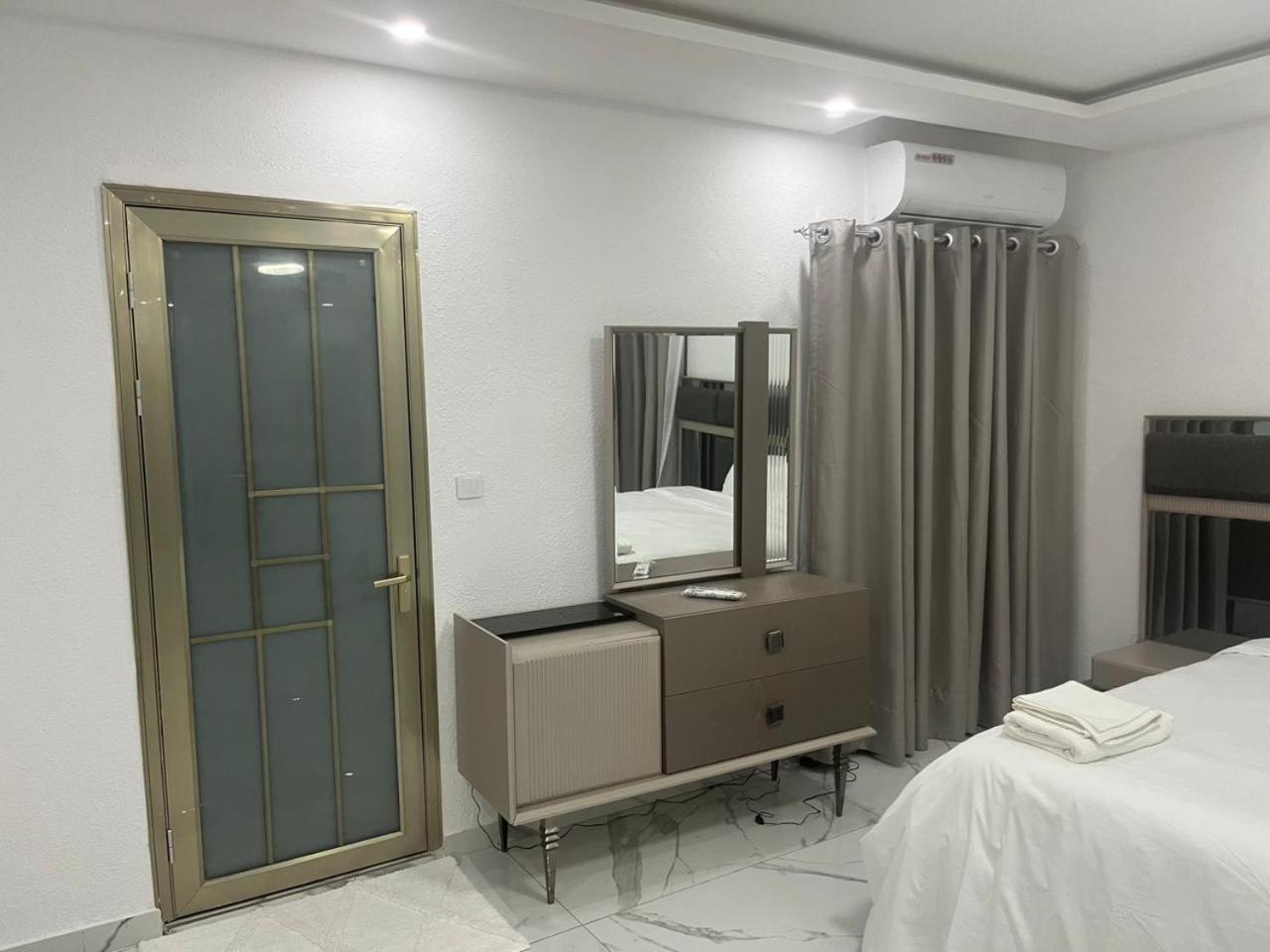 Residence Roume Abidjan Plateau