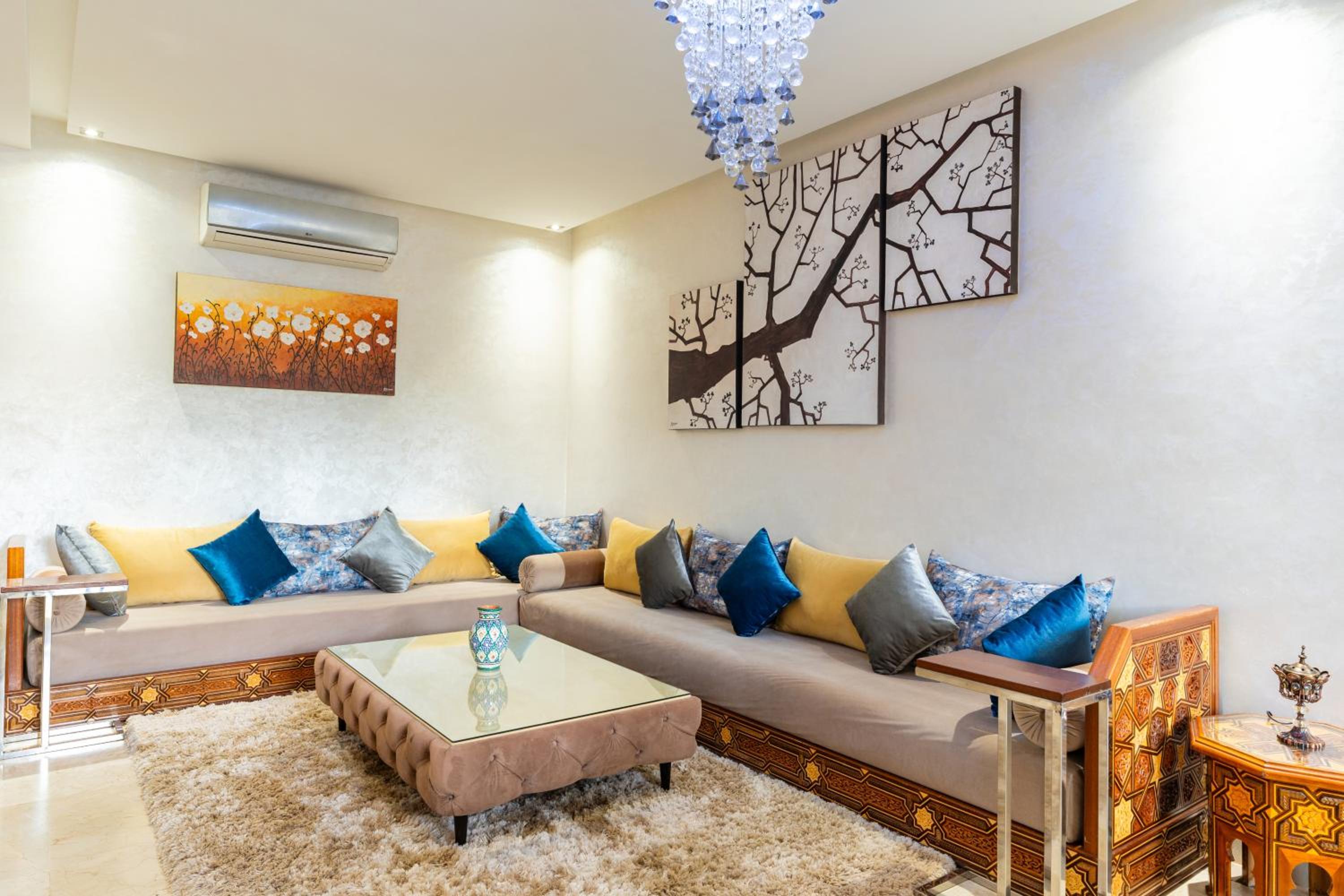 lounge