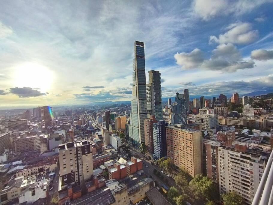 Lujo Urbano: Monserrate a pasos