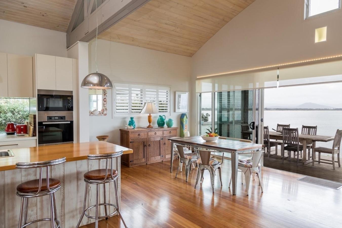 'South Pacific' - Luxury Oceanfront at Culburra!