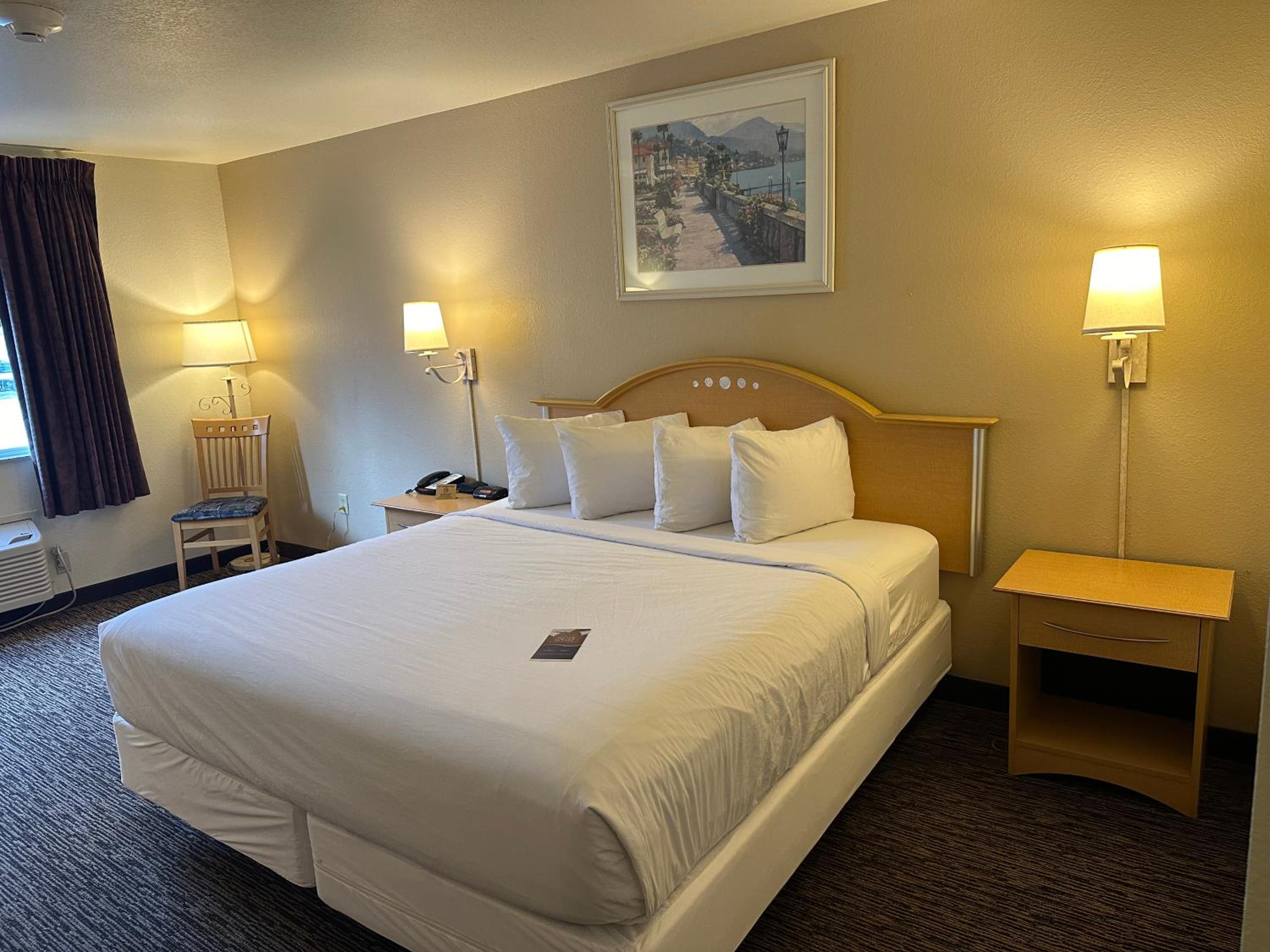 Baymont by Wyndham Lawrenceburg, Photo 9