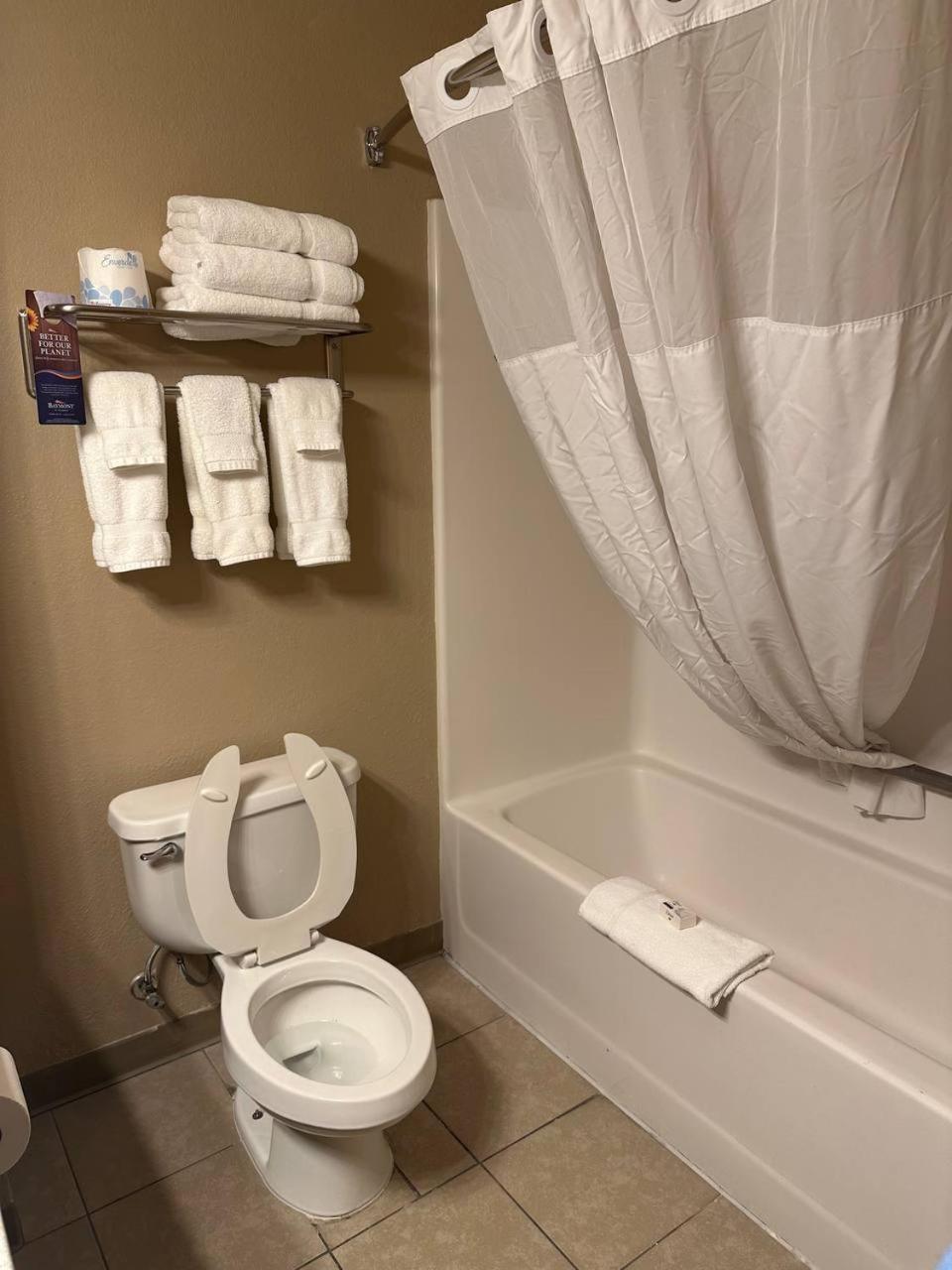 Baymont by Wyndham Lawrenceburg, Photo 13