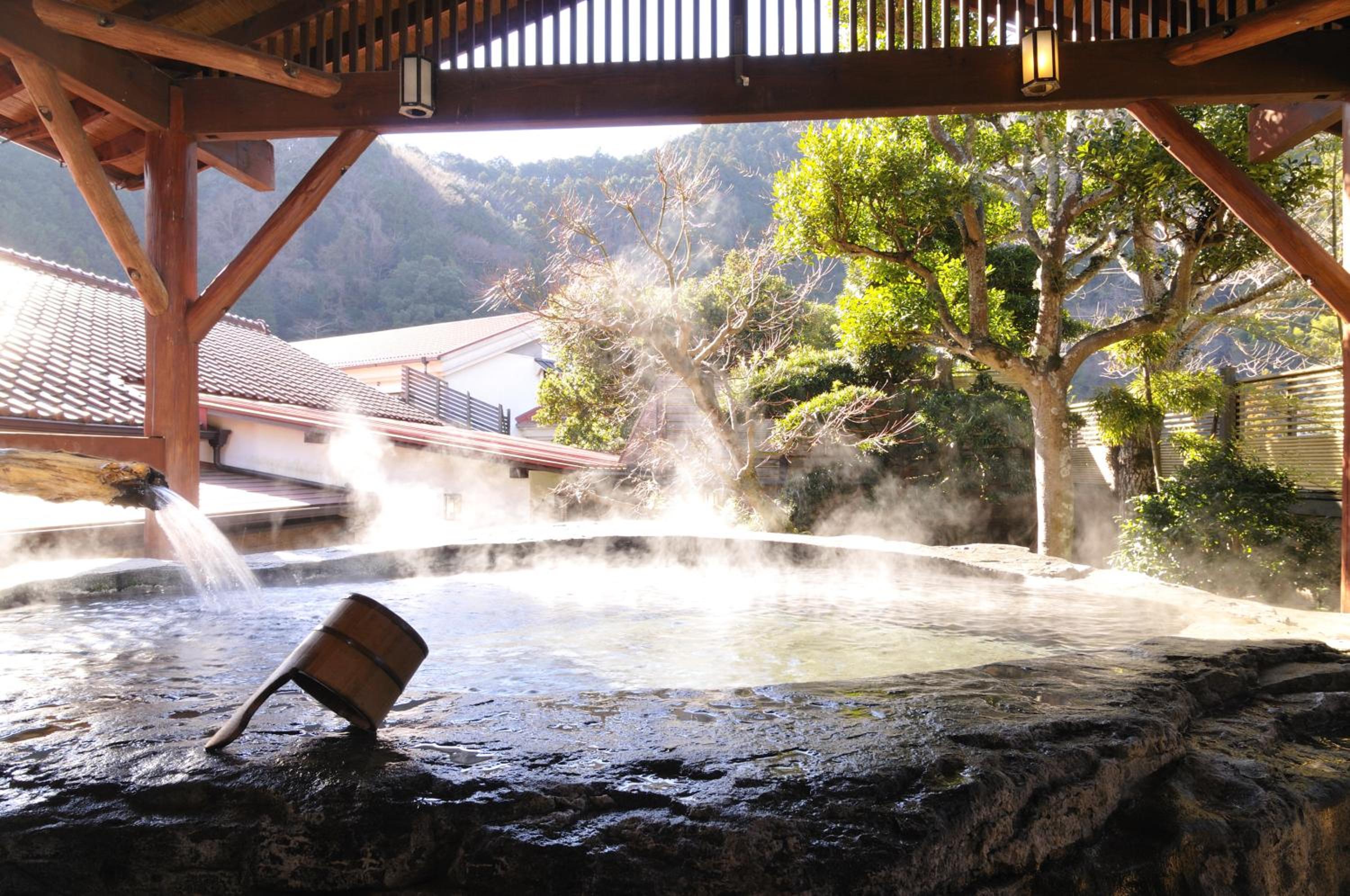 Shirakabe