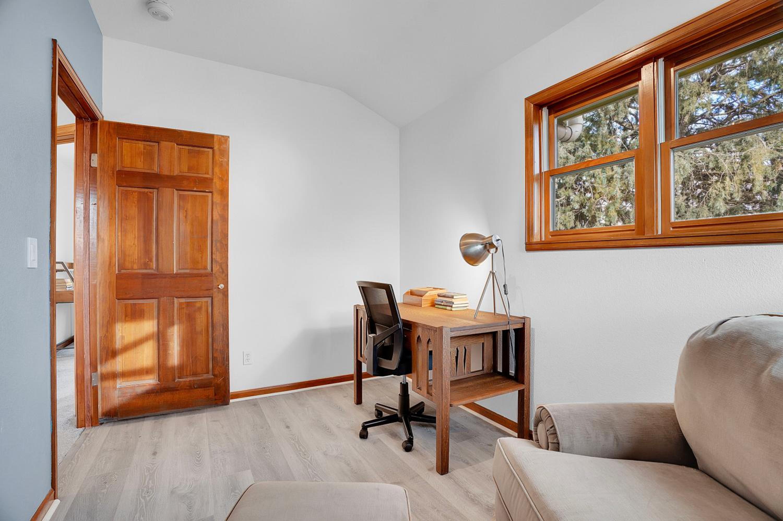 Beautiful Historic House in Central Longmont, photo 37