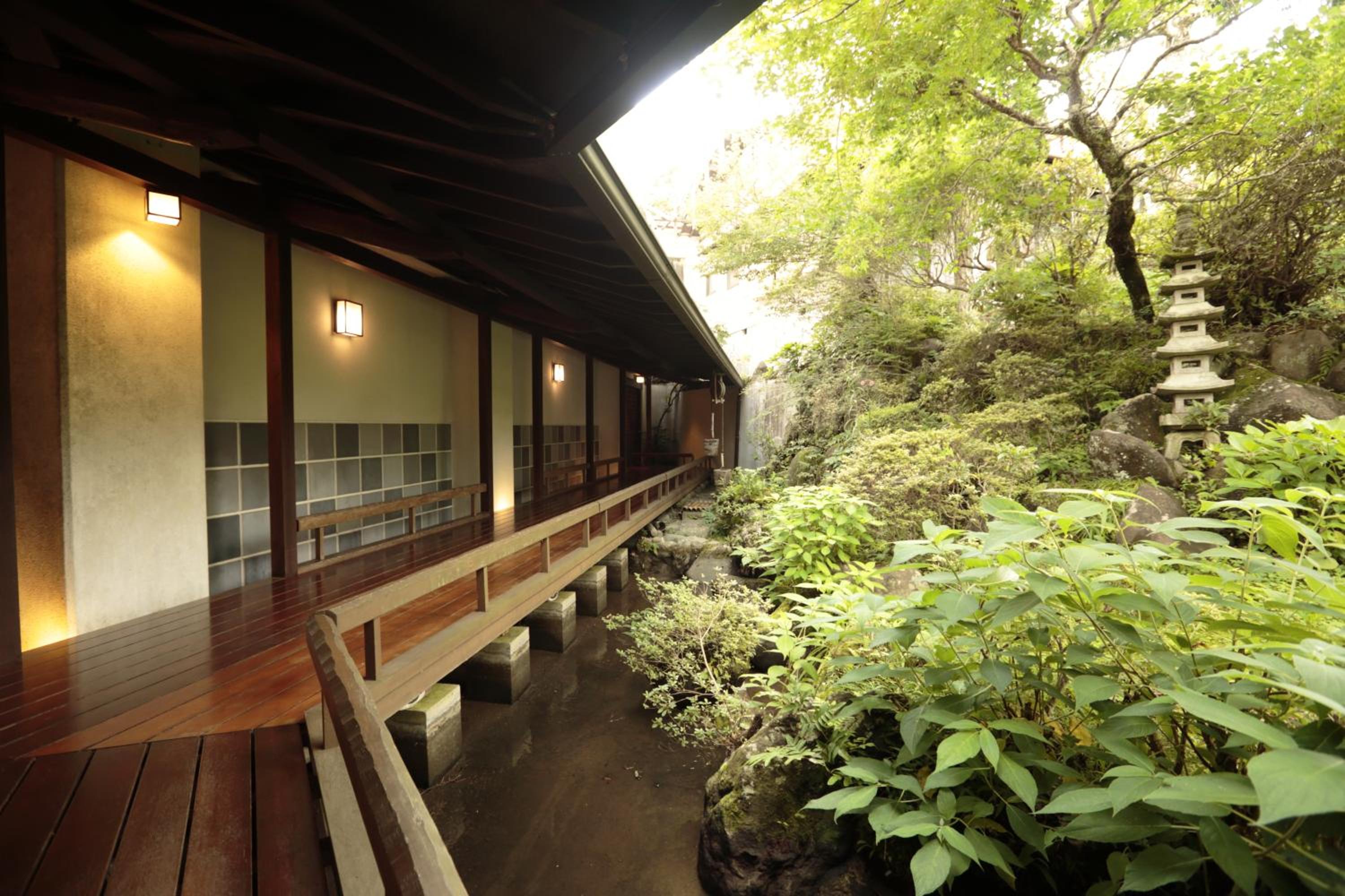 Shirakabe