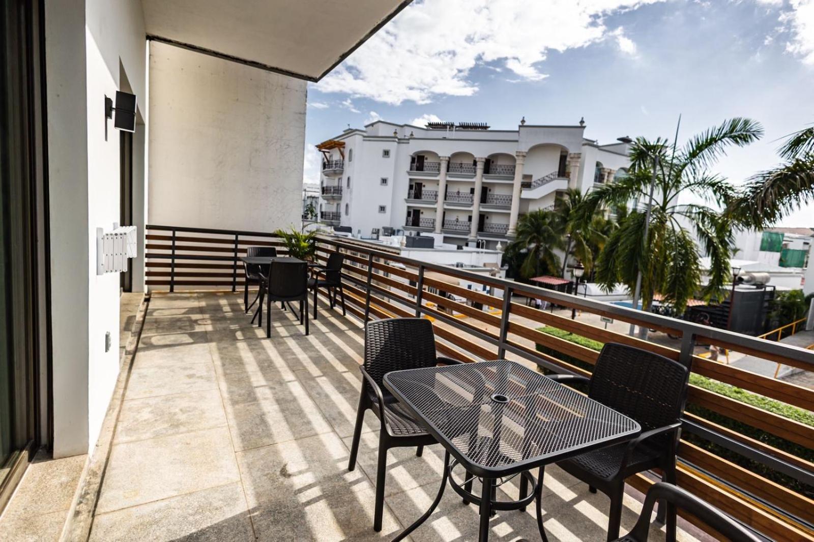 Infinito Condos by PlayaSky view 3