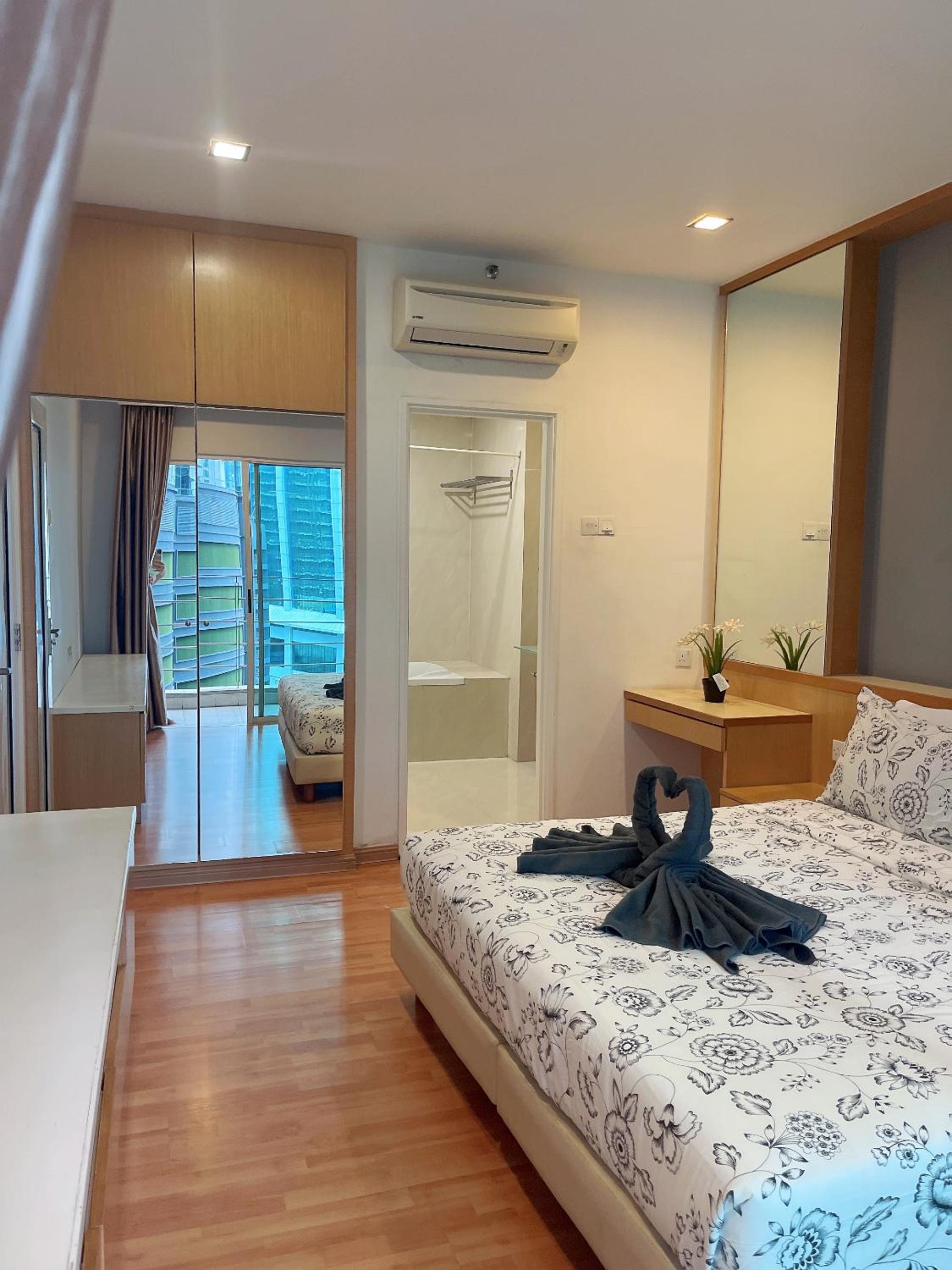 Park View KLCC ,by DeLive Home