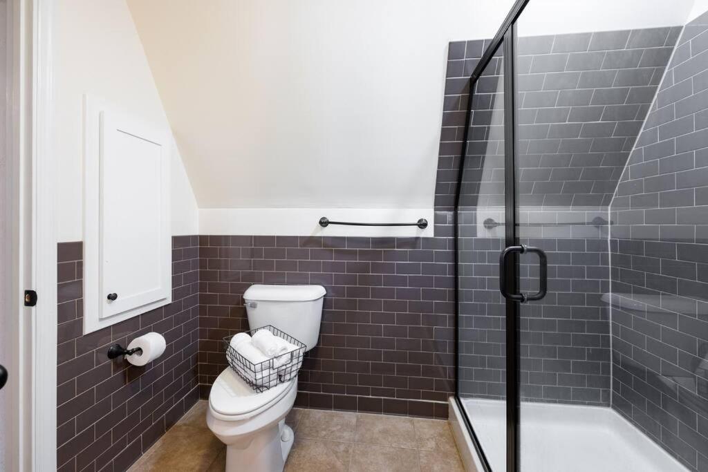 Secluded Waterfront A-Frame Cabin w/ Pvt Lake - Property Image 30