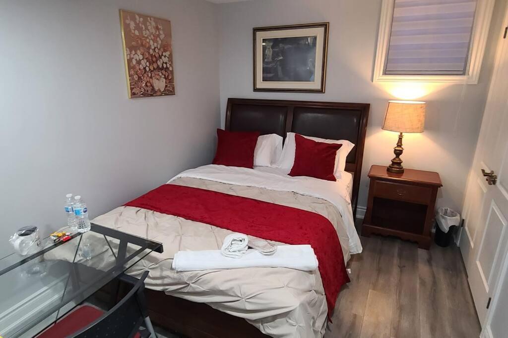 LUXURY 2-BEDROOMS UNIT WITH WIFI, LDR & PARKING.