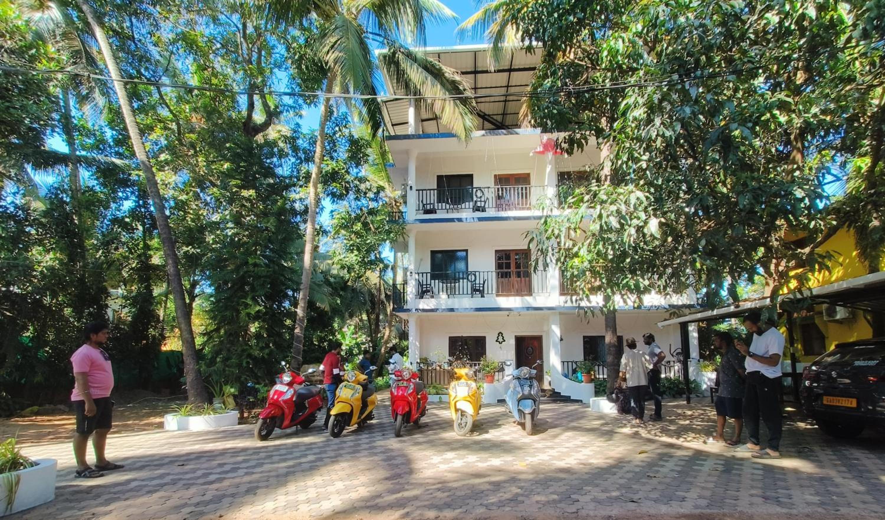 Sabinas Goa view 3