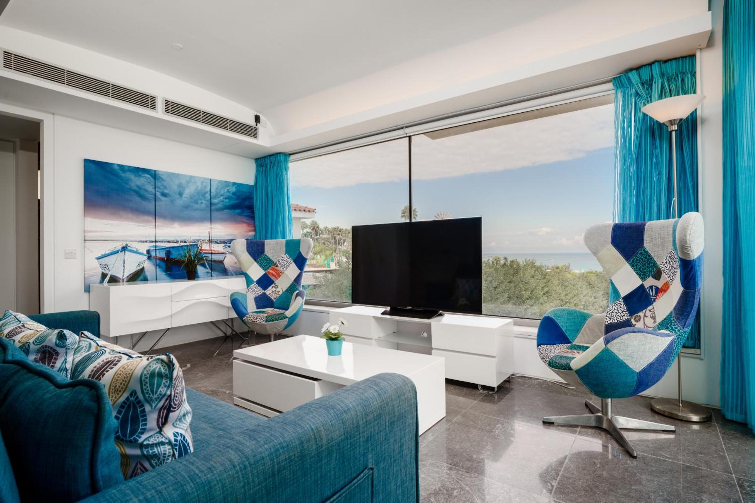 Protaras Beachfront Thalassa Suite