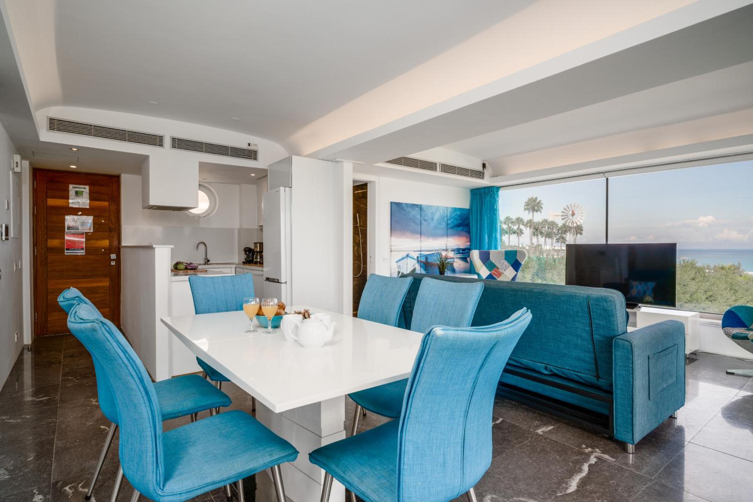Protaras Beachfront Thalassa Suite