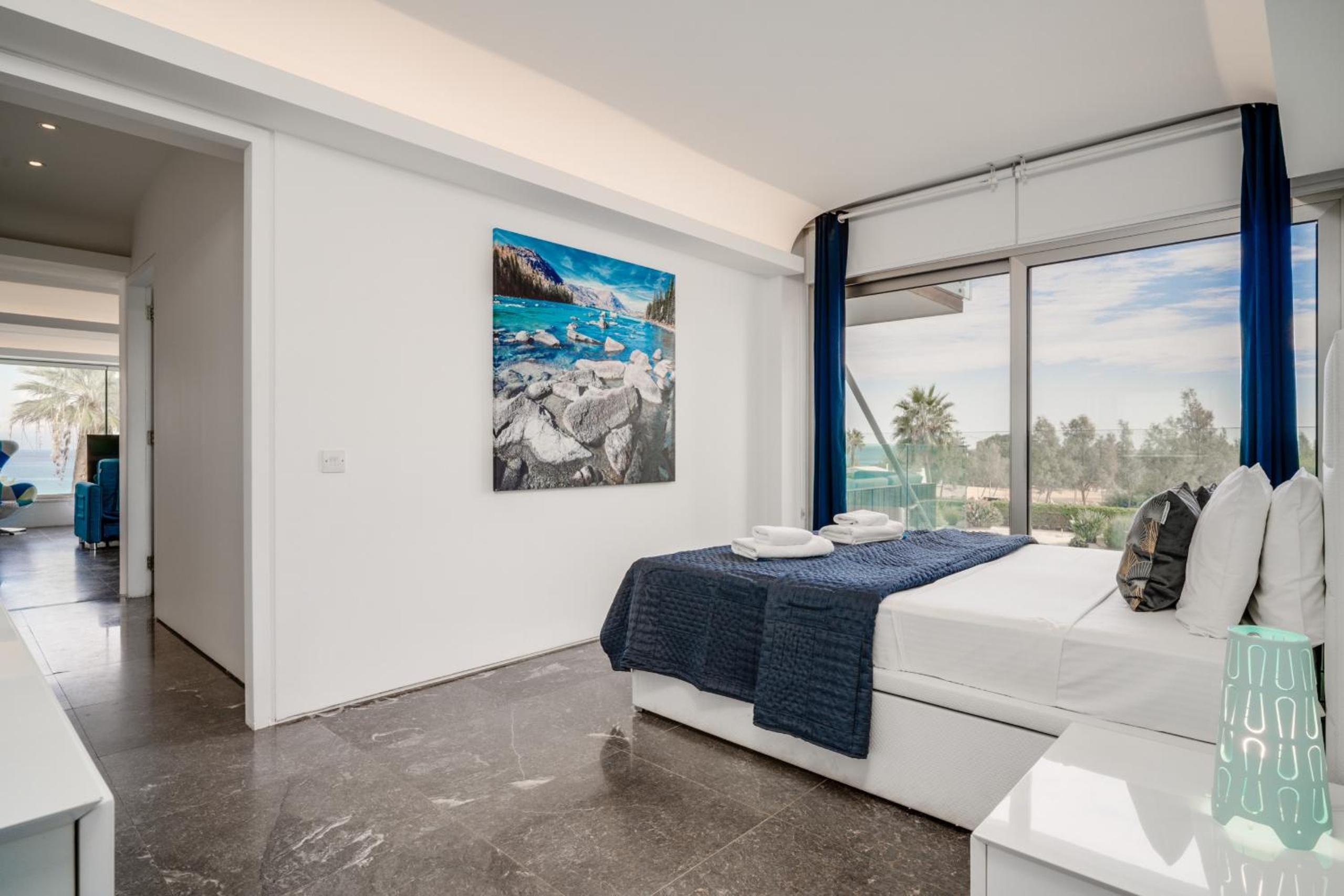 Protaras Beachfront Thalassa Suite