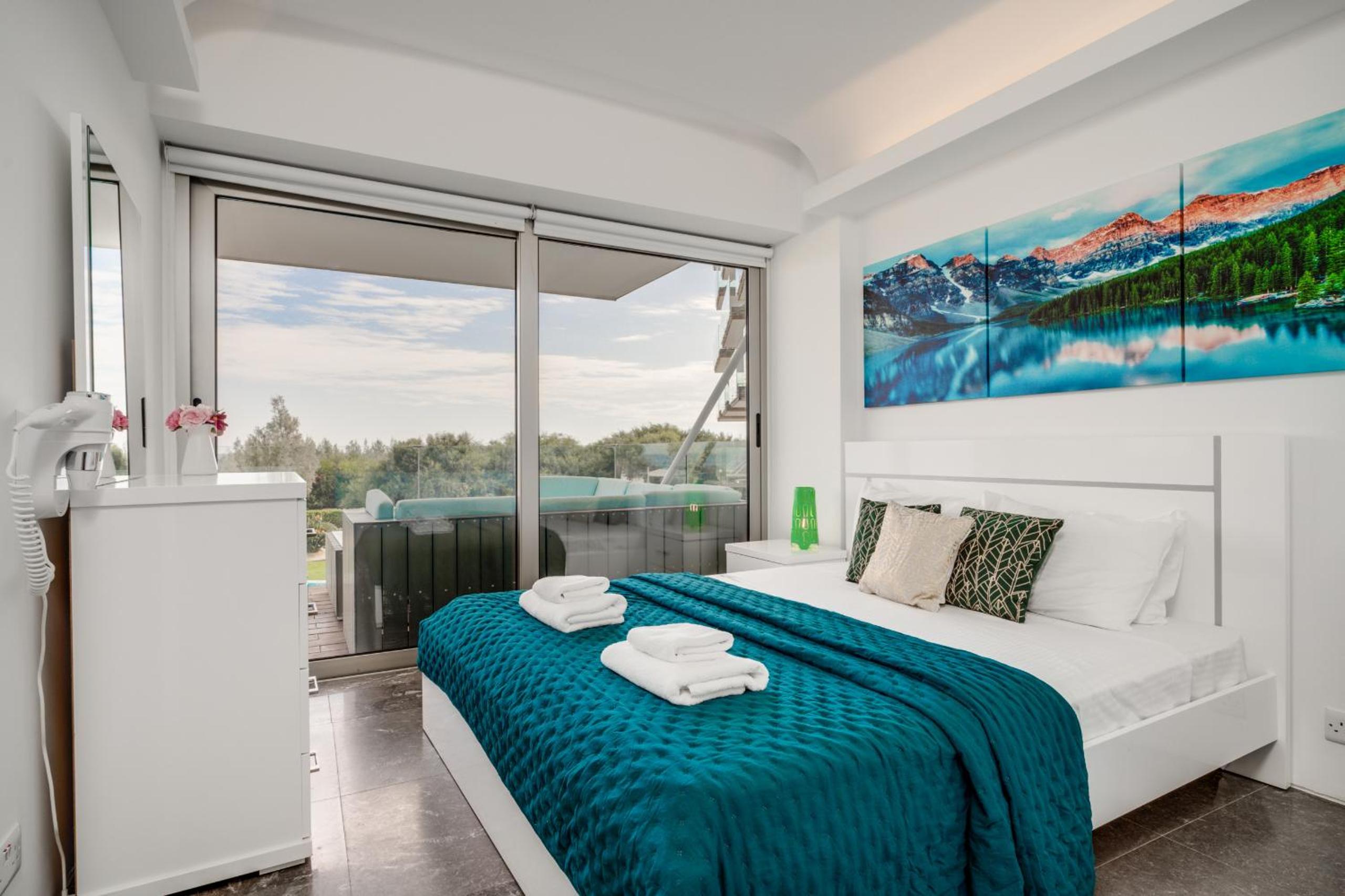 Protaras Beachfront Thalassa Suite