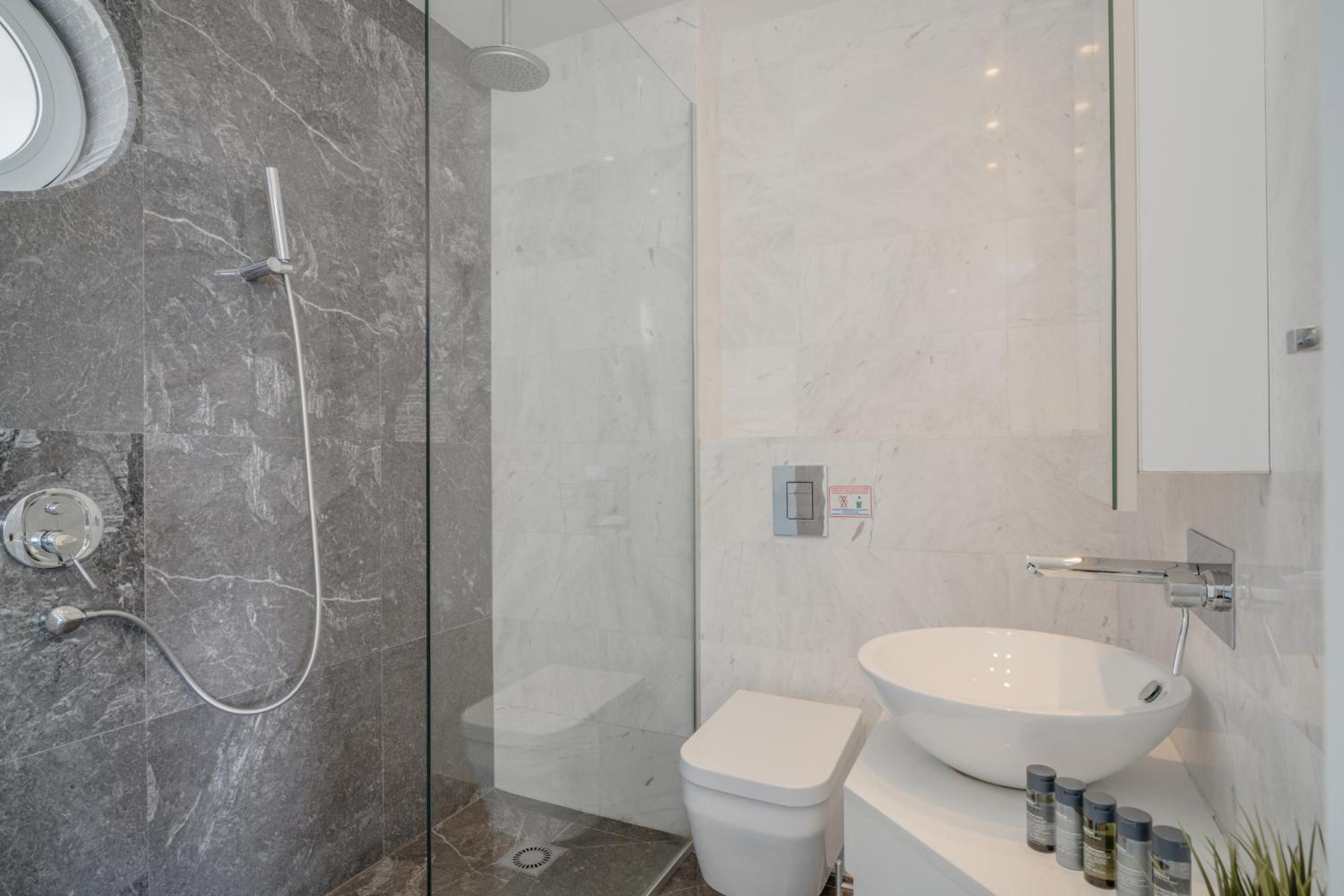 Protaras Beachfront Thalassa Suite