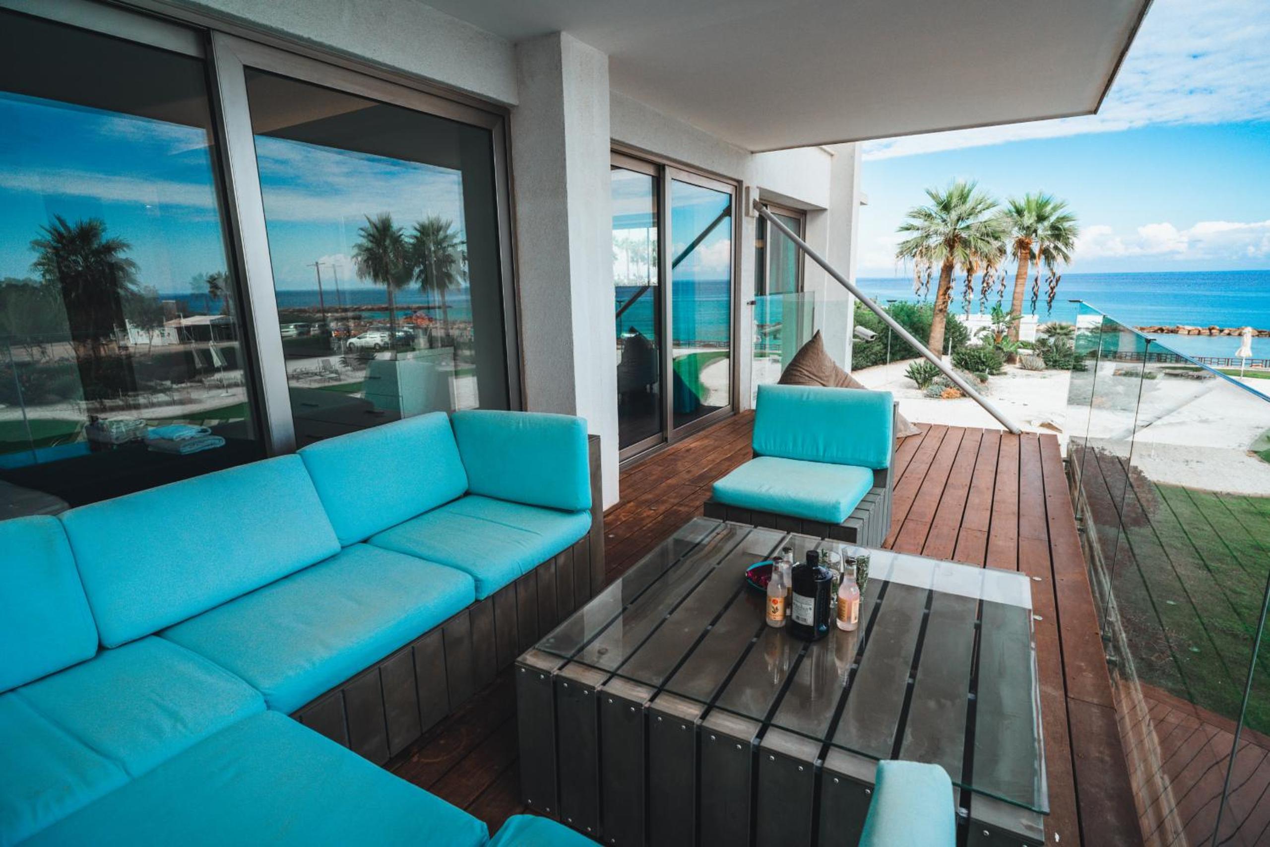 Protaras Beachfront Thalassa Suite