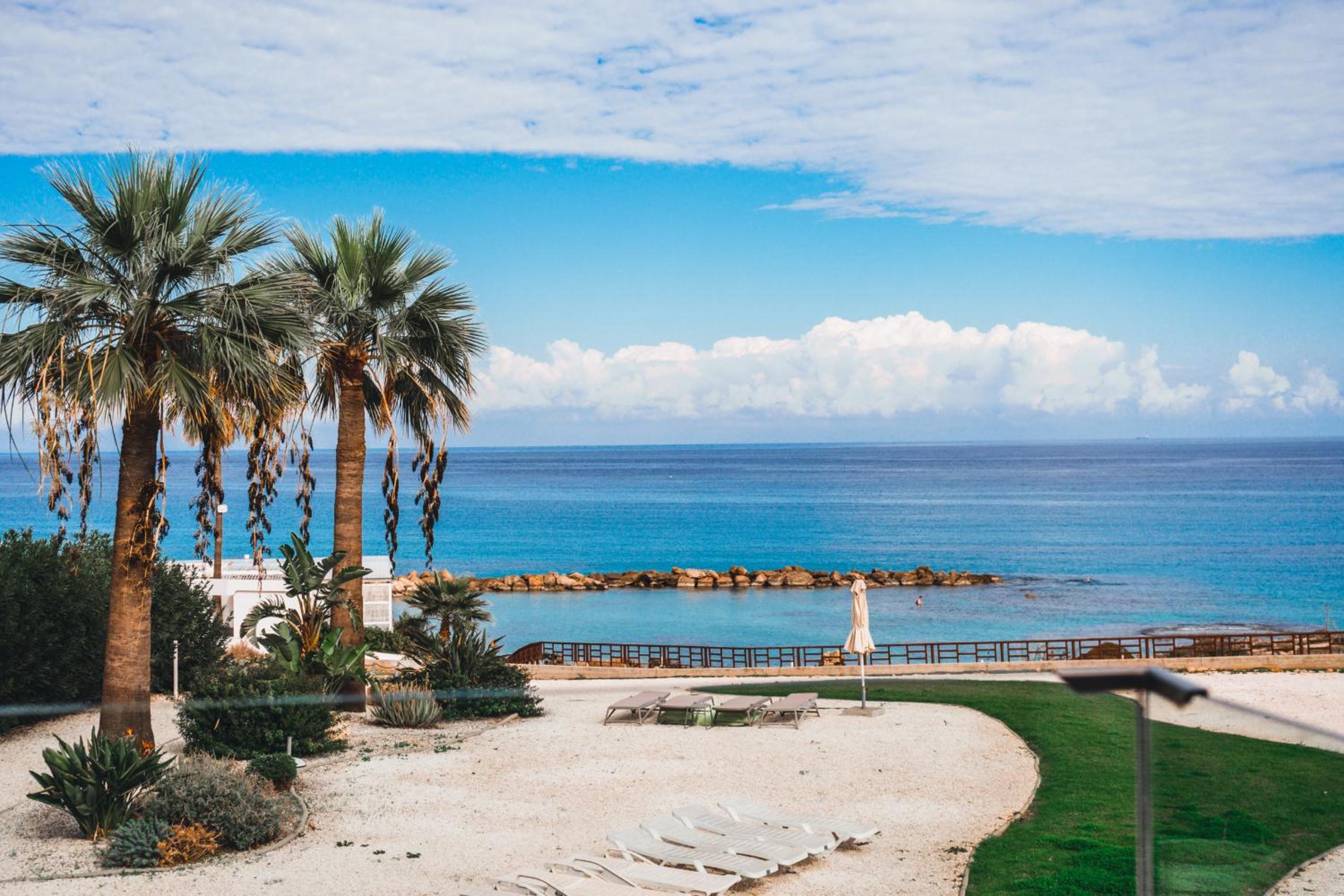 Protaras Beachfront Thalassa Suite