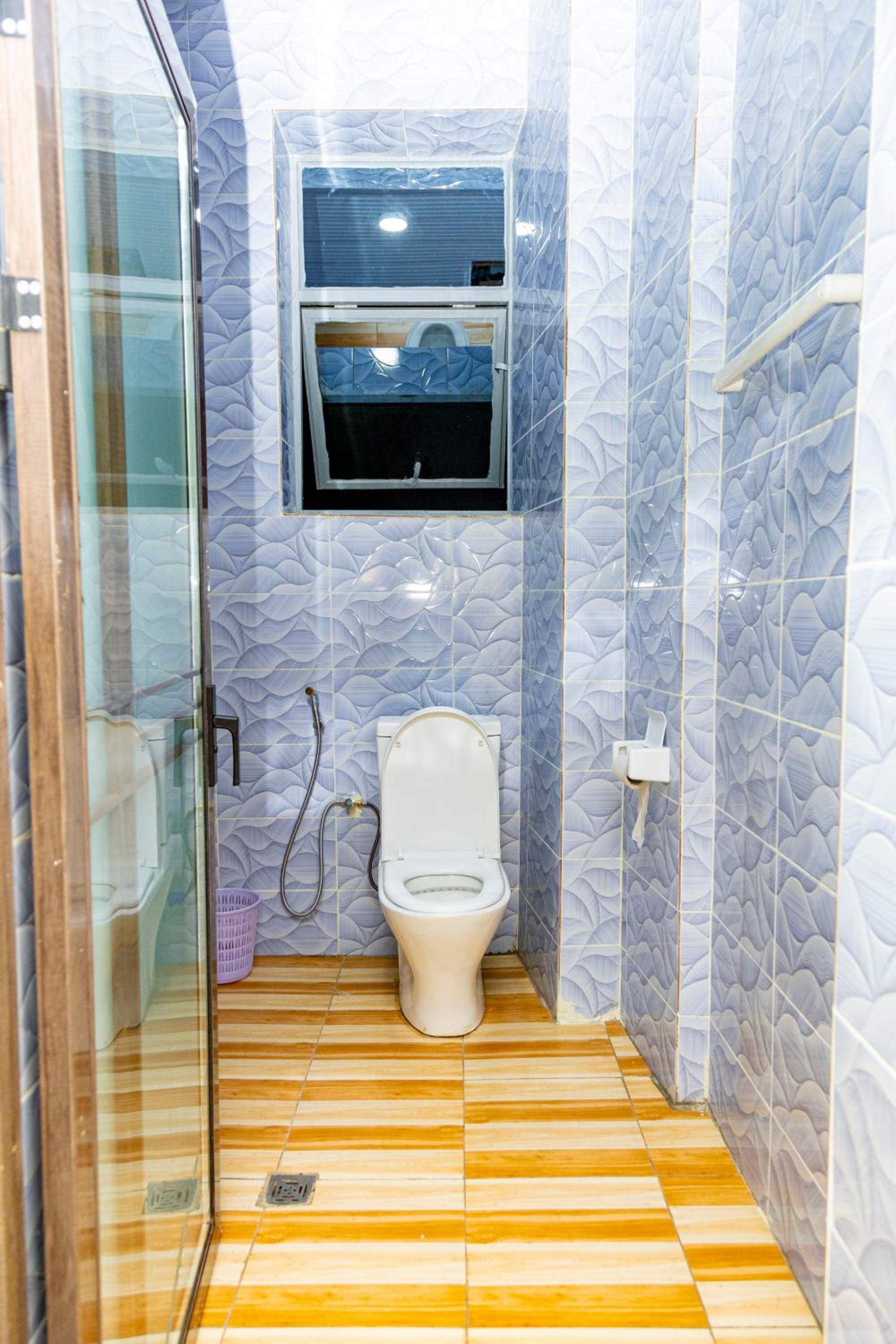 Photo 9