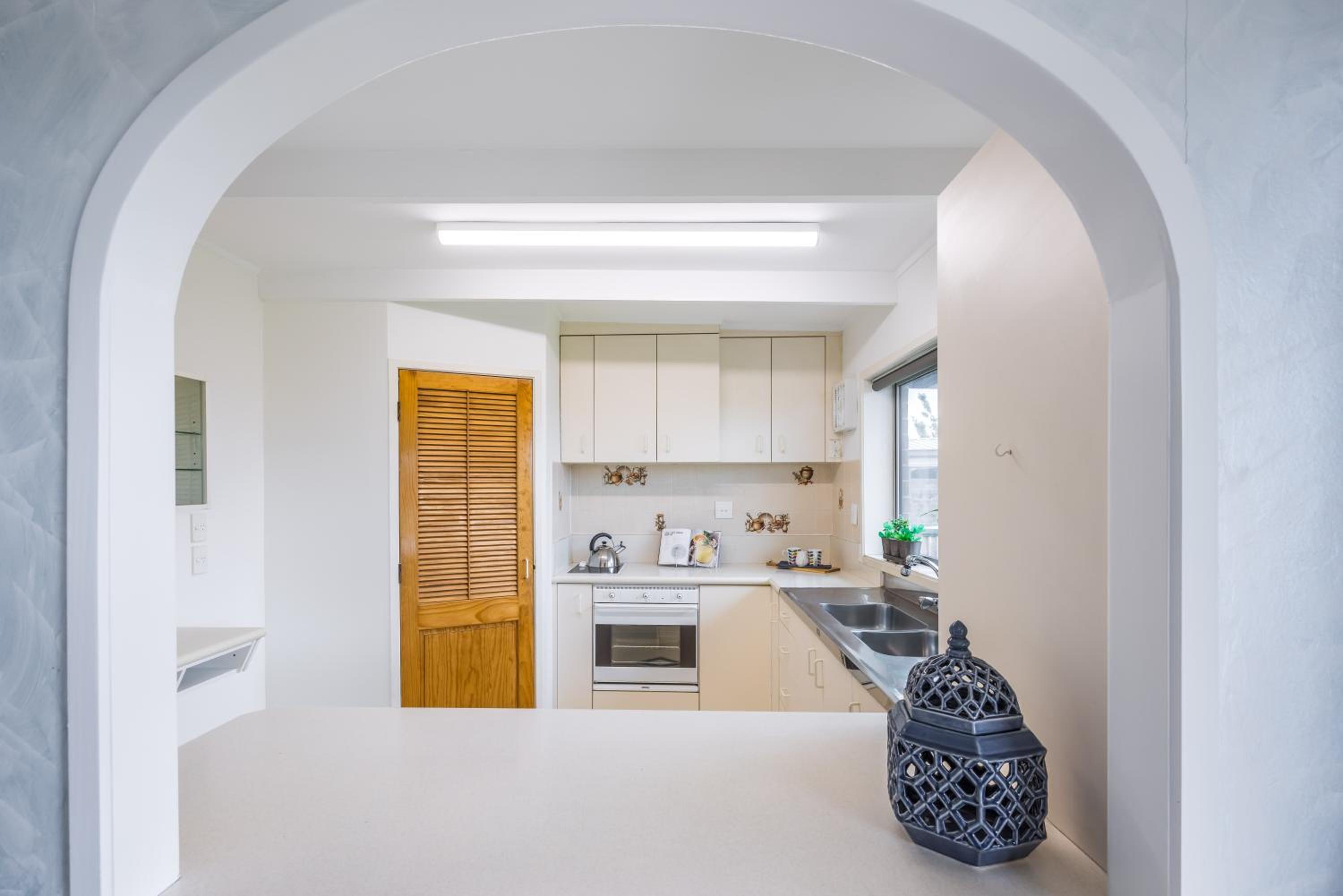 The Hidden Clifftop Gem - Ocean Views - Walk to Beach - 2 or 3 bedrooms per request view 4