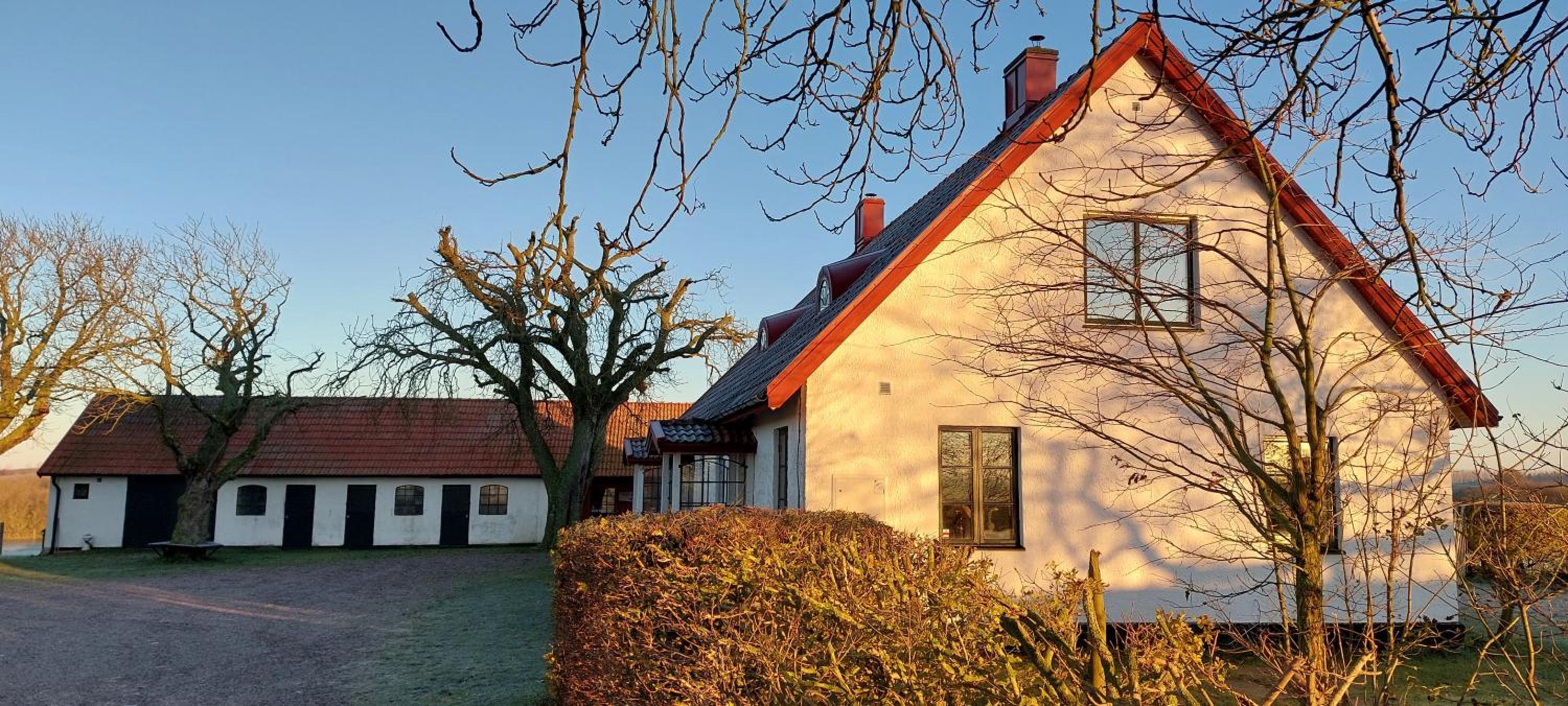 Lantligt och lugnt boende nära natur och stad