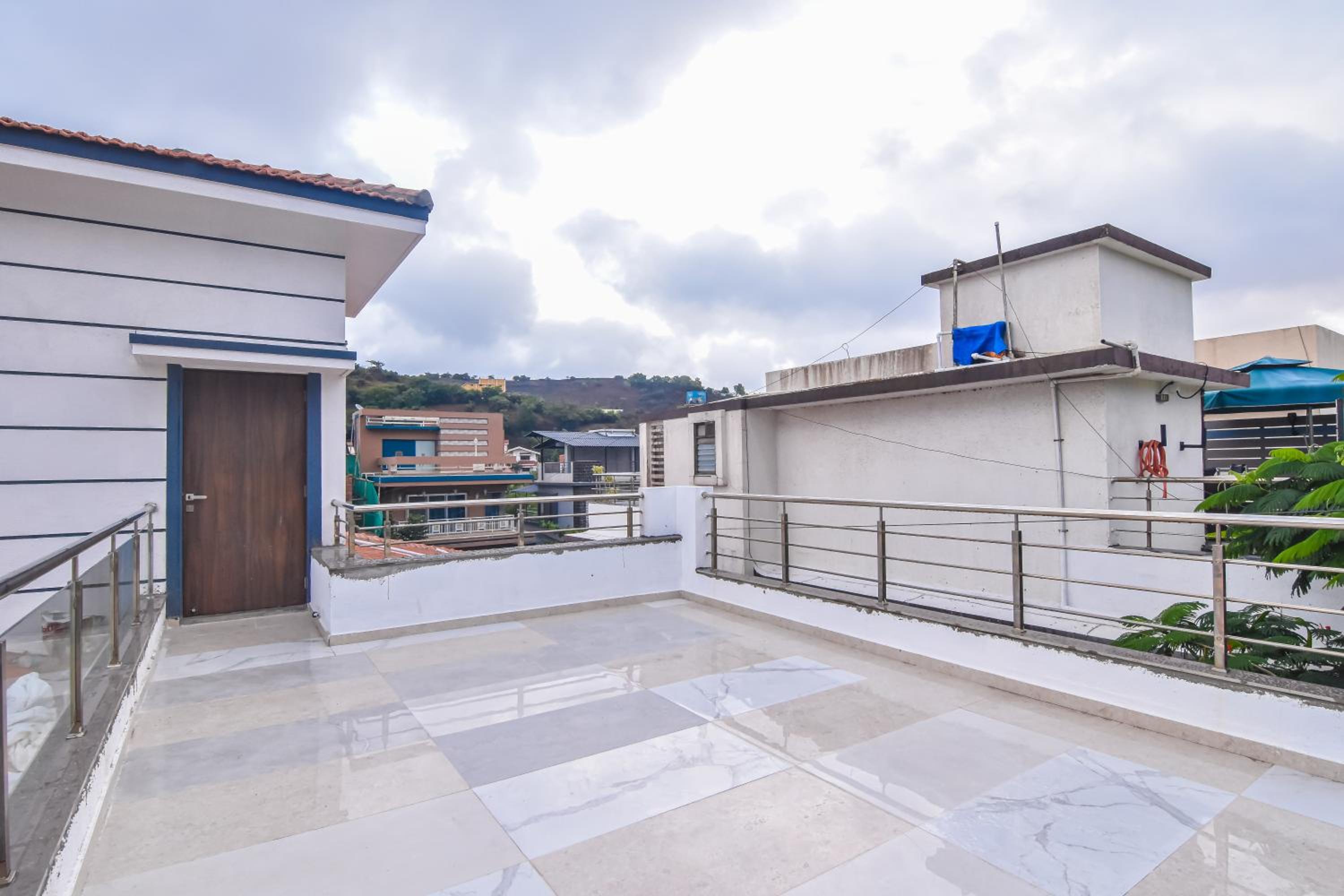 Royal Paradise Villa