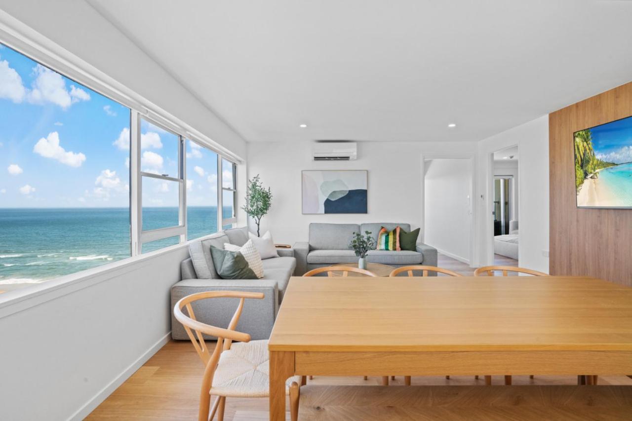 The Coastal - Fully Renovated Beachfront 3 Bedroom unit with Parking & Pool