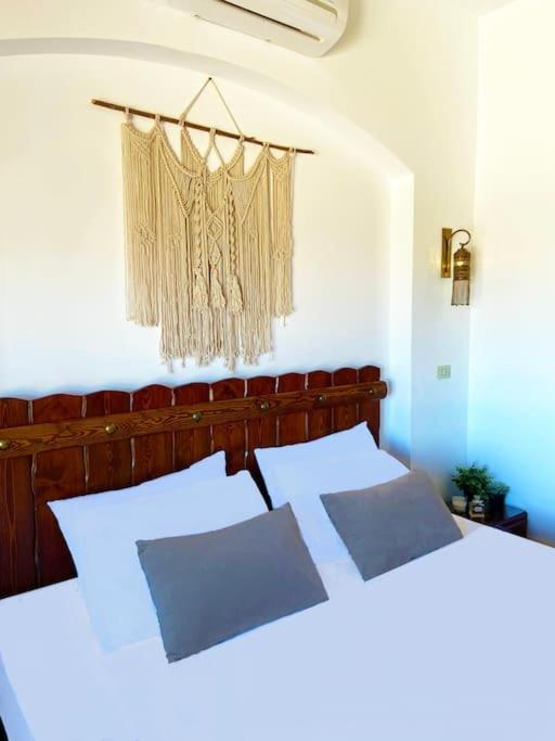 Artsy 1 BR Apt/ Free Pool & Lagoon Access @ElGouna view 5