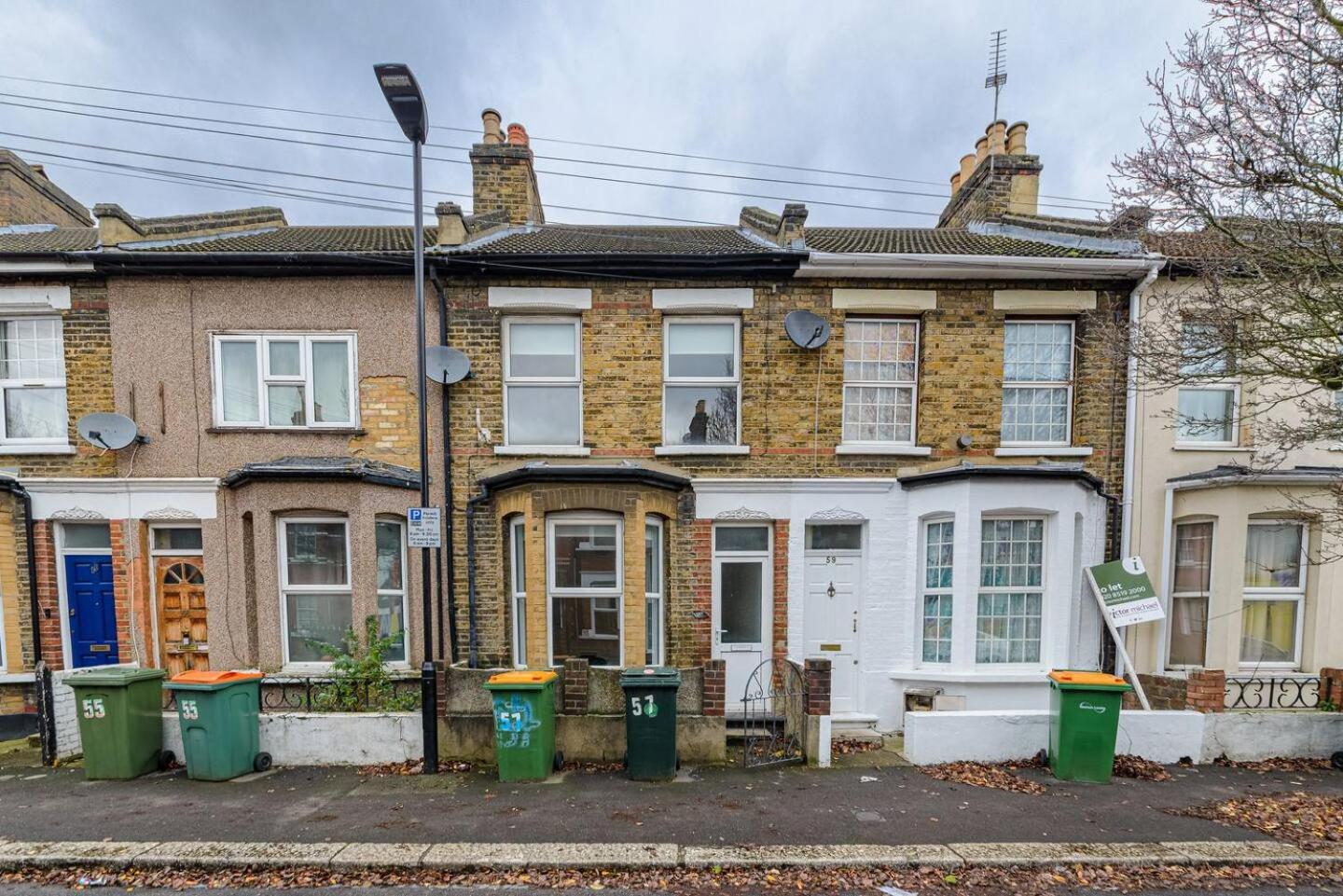 Modern Simplicity 10mins from Westfield, Stratford - Pass the Keys