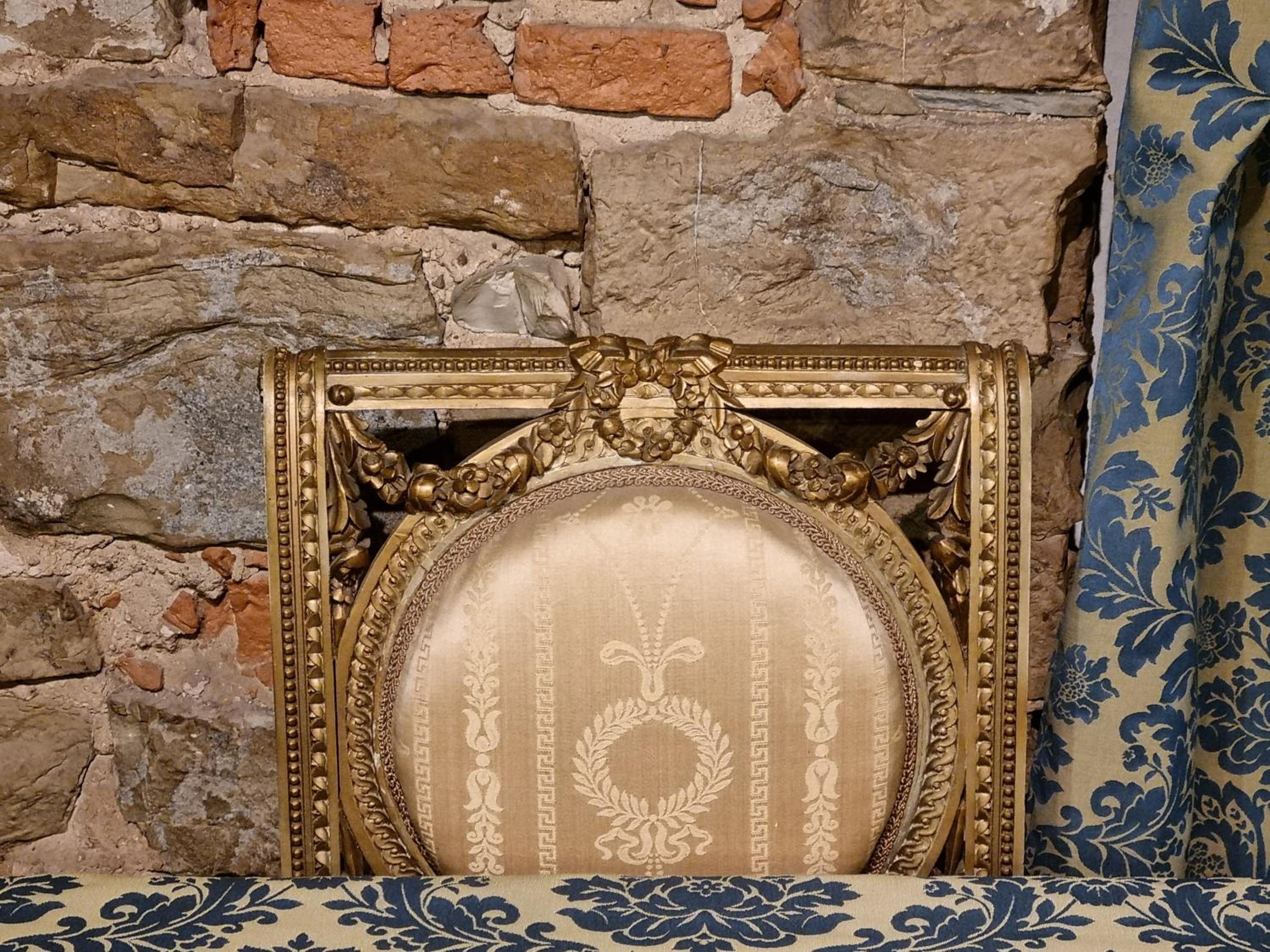 LA SEDE DELL'ARTE Monolocale Studio e Camere in Torre Medievale vicino a Duomo e Piazza Signoria