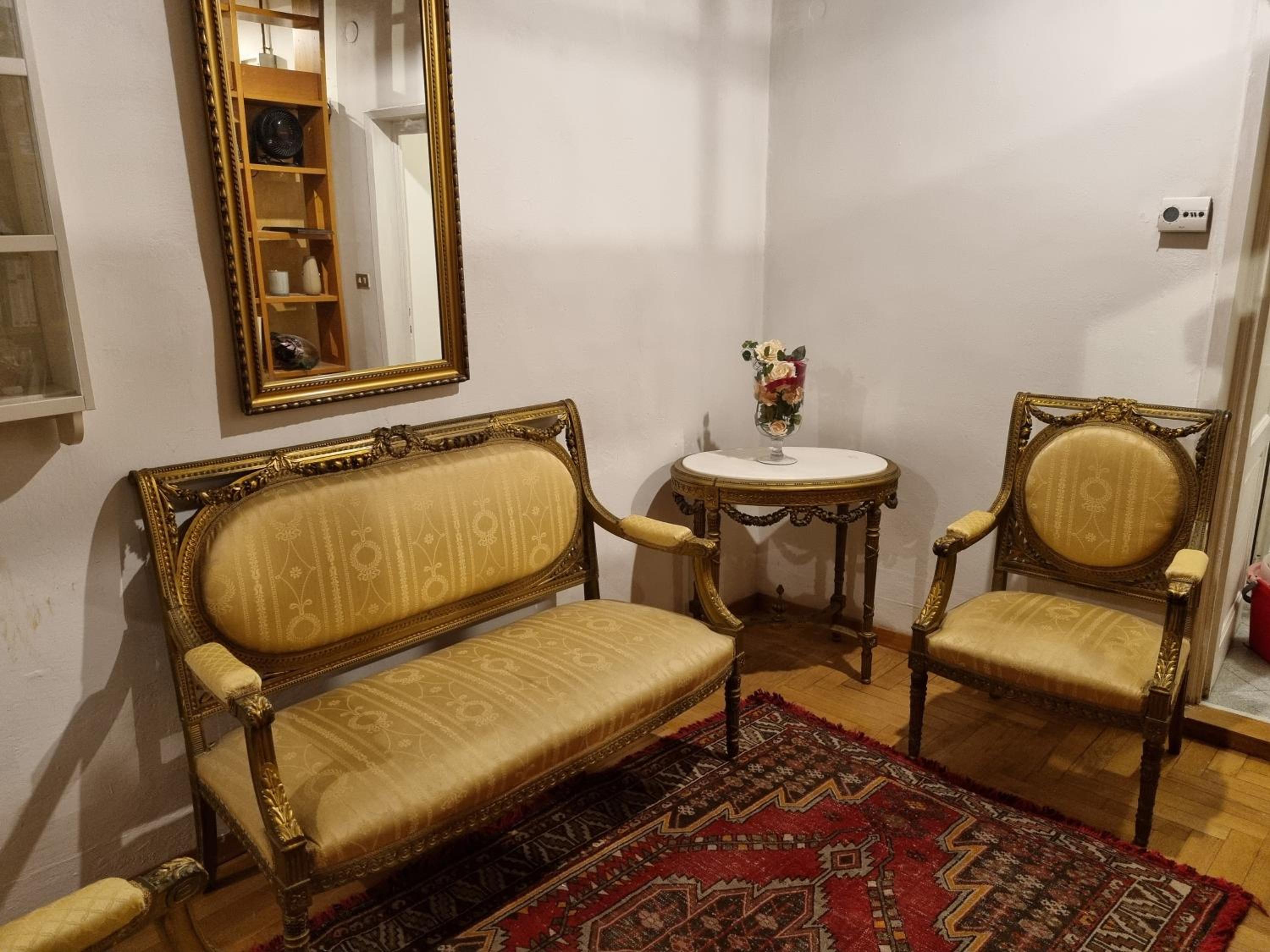 LA SEDE DELL'ARTE Monolocale Studio e Camere in Torre Medievale vicino a Duomo e Piazza Signoria