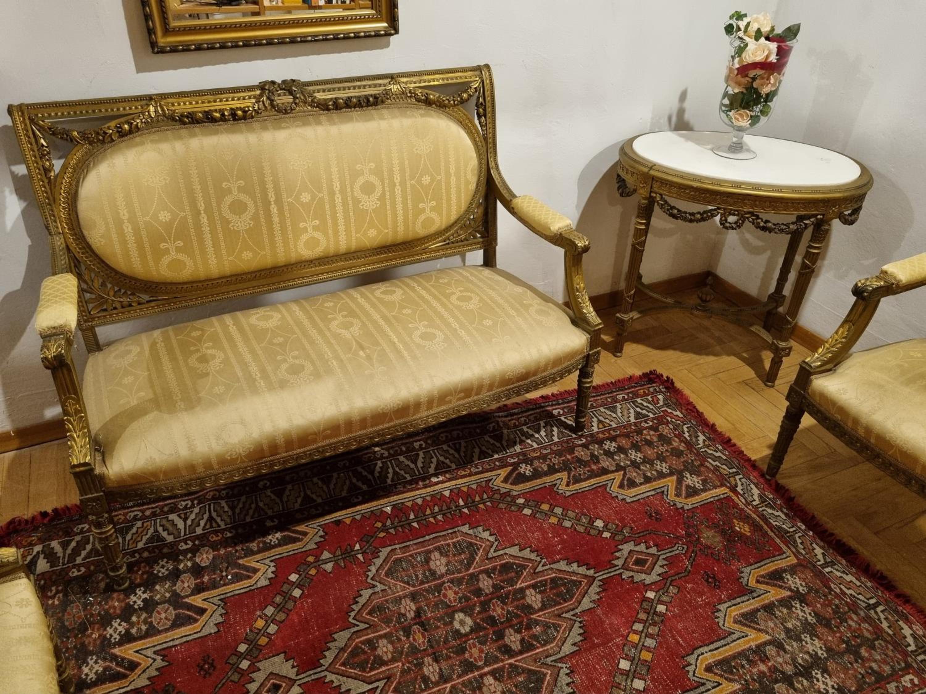 LA SEDE DELL'ARTE Monolocale Studio e Camere in Torre Medievale vicino a Duomo e Piazza Signoria