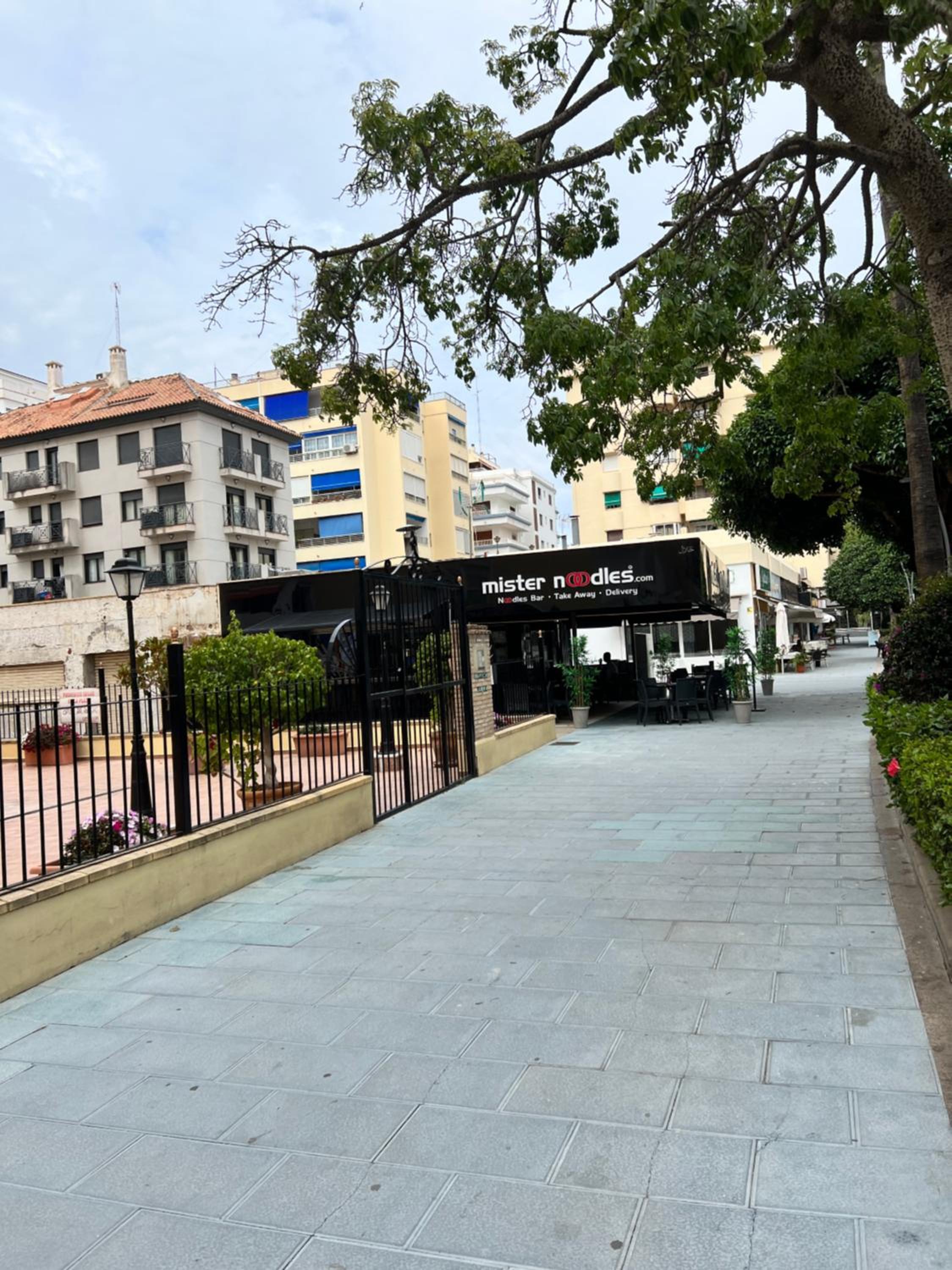 3min to the beach 1 bedroom Marbella centre view 4