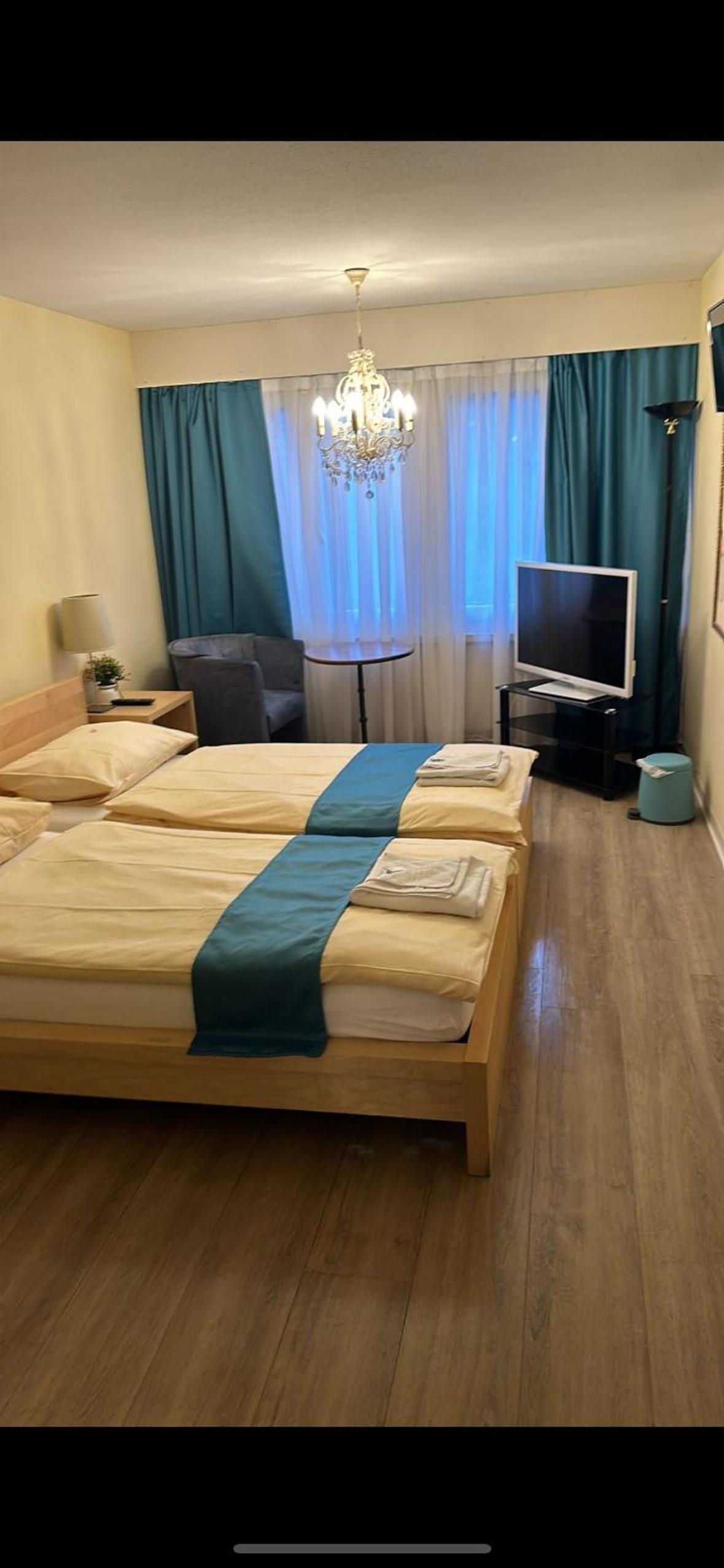 Zak Neuhausen