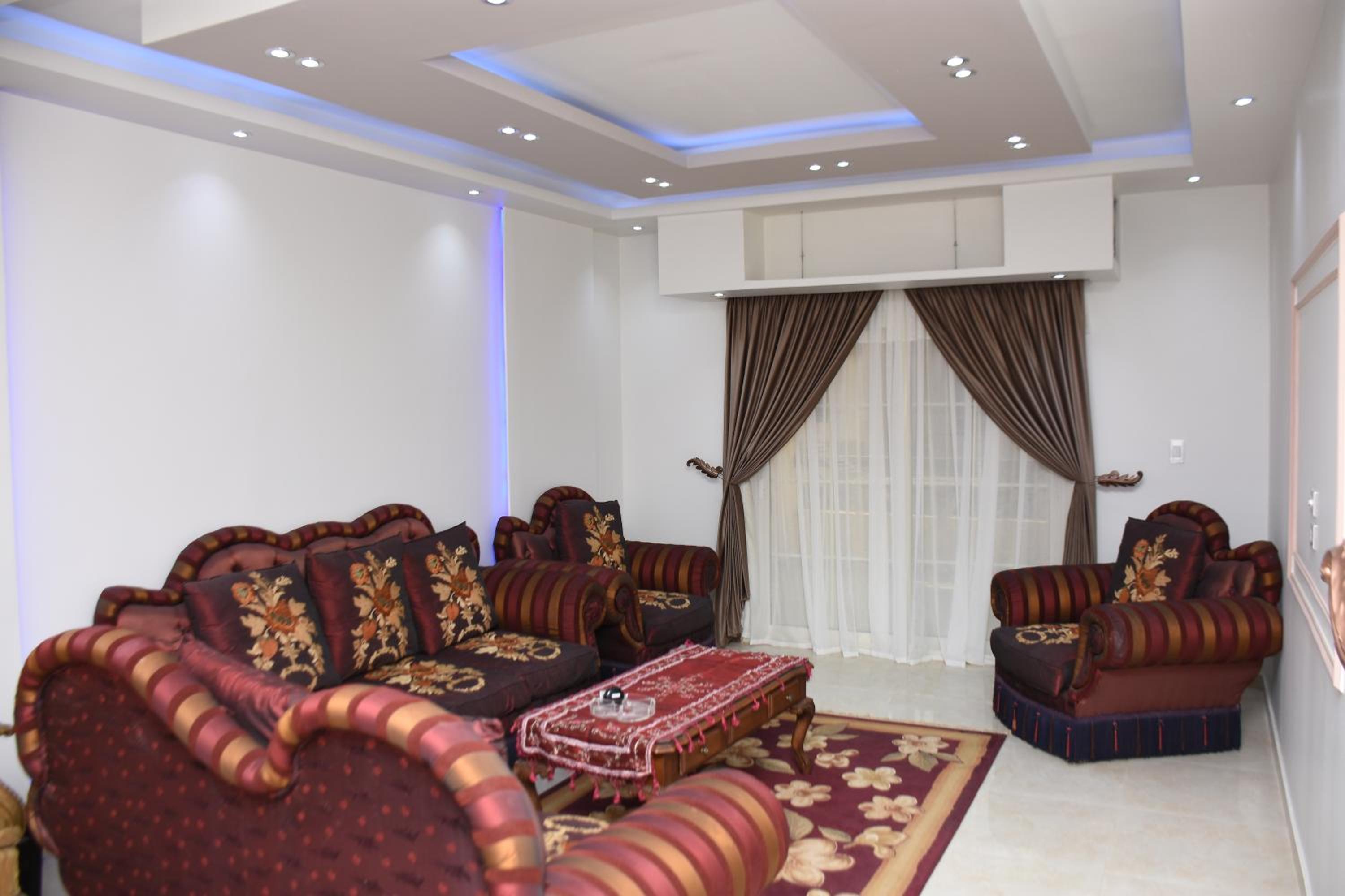 Paradise Golden Gates for families only
