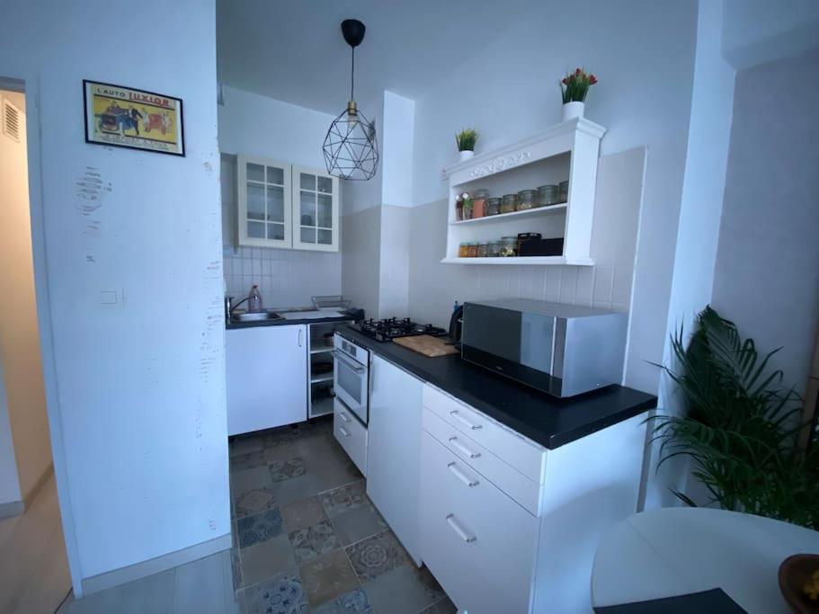 Lovely condo next to European Area