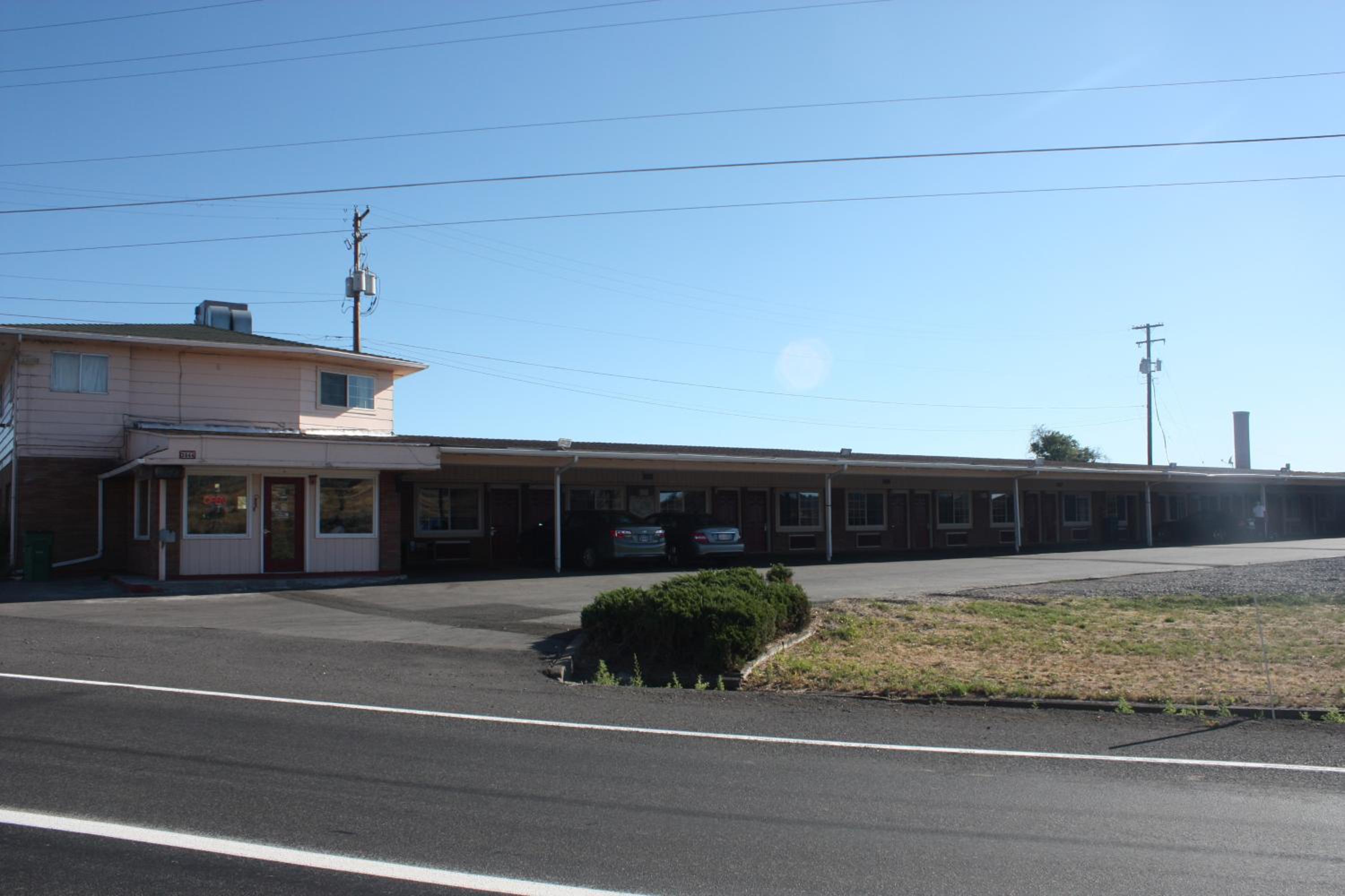 Klamath Falls Vacations - A-1 Budget Motel - Property Image 80