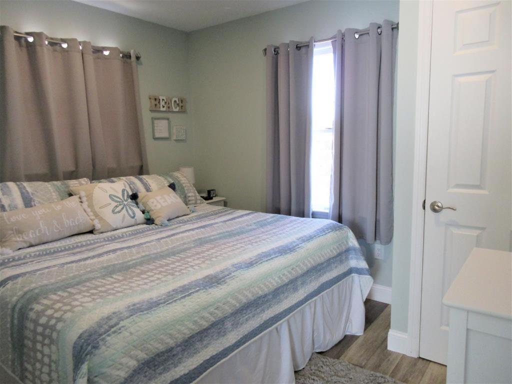 2 Bedroom Condo Totally Renovated On Ocean Block In Ship Bottom view 5