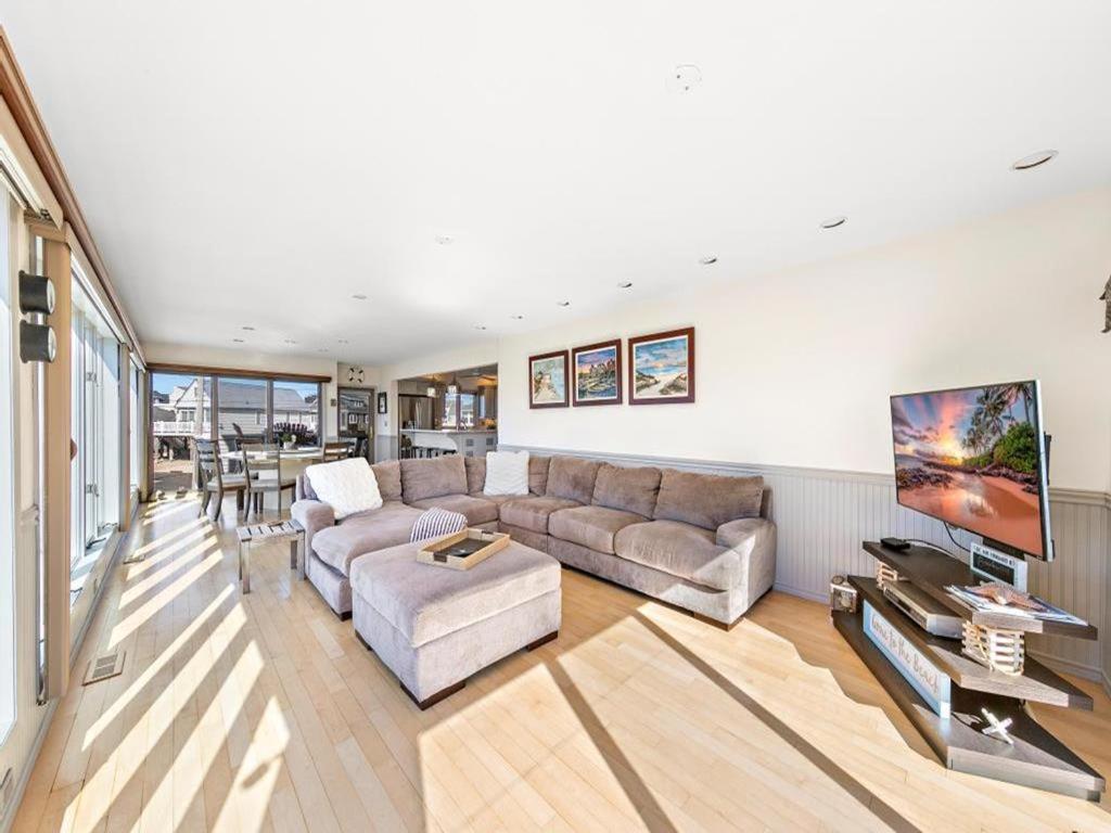 Excellent Views From This Ship Bottom Single Family Home view 5