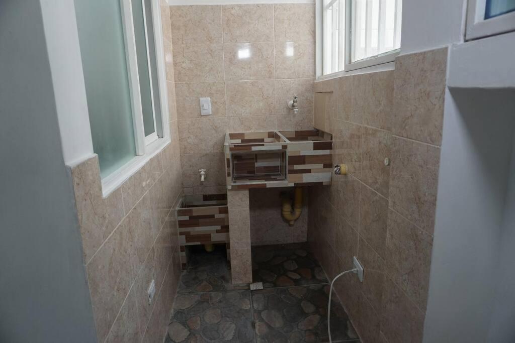 Cómodo apartamento central en Cali sobre la 5ta 301