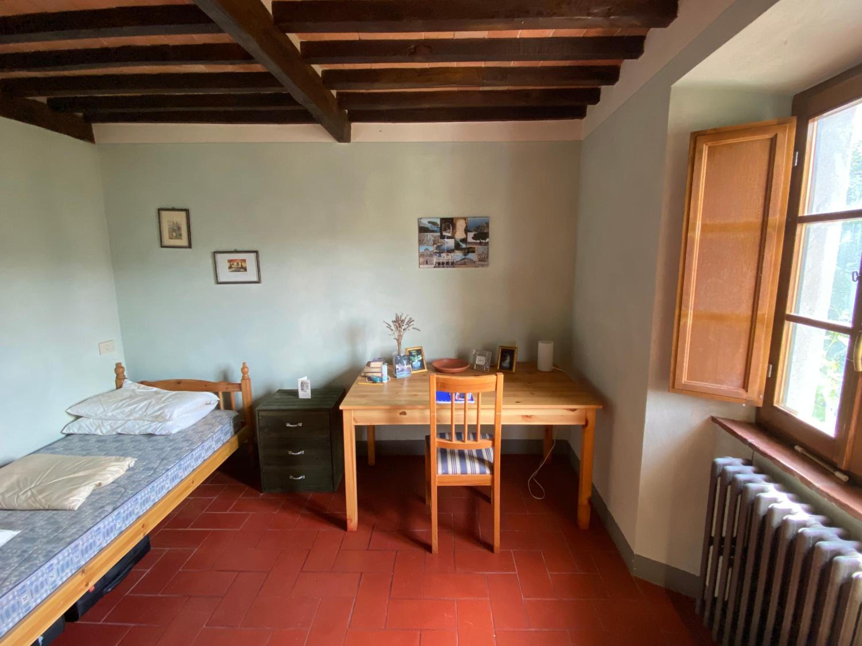 La Veduta Sleeps 8 with Garden view 4