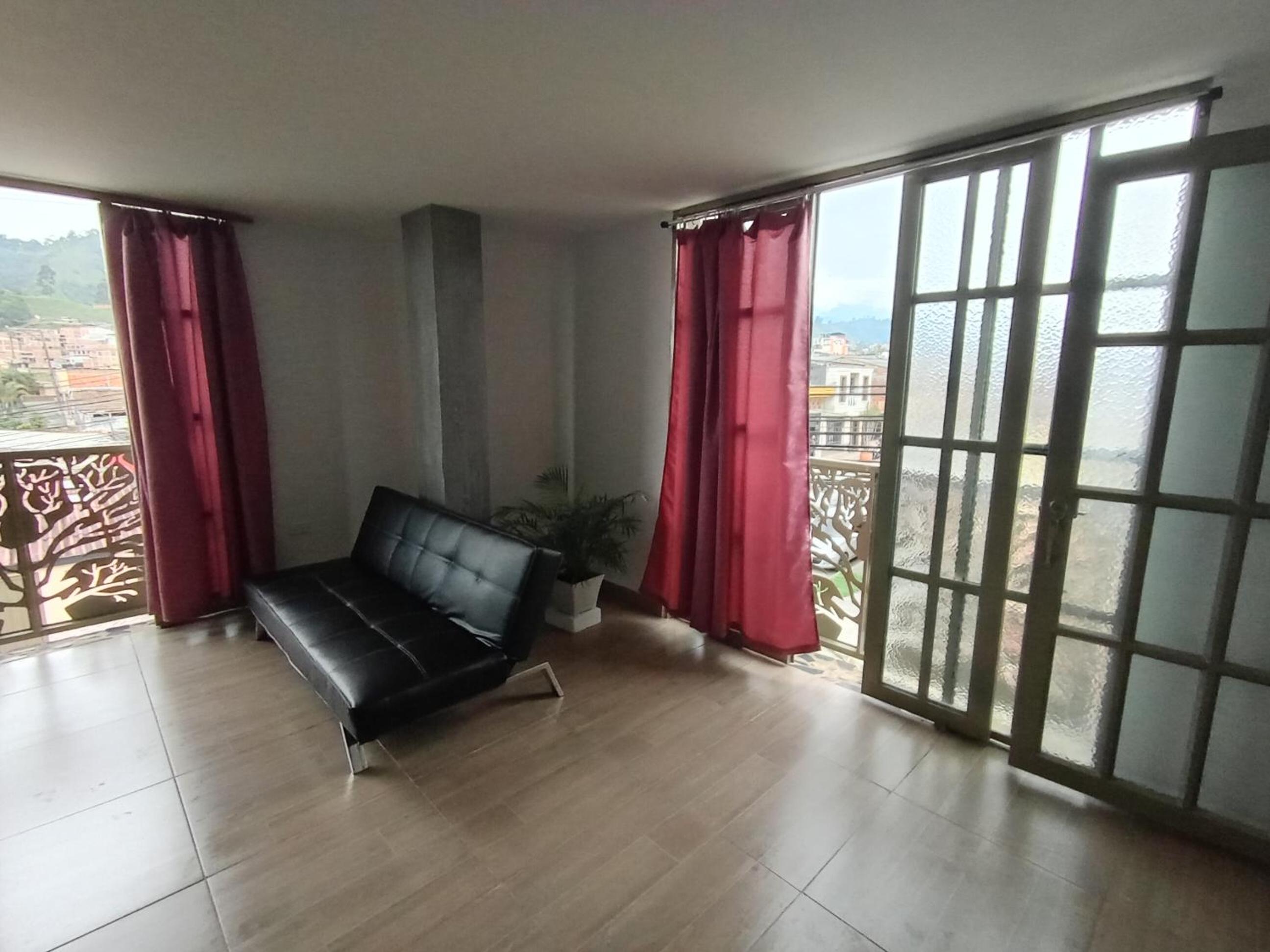 Apartamento familiar la Mona
