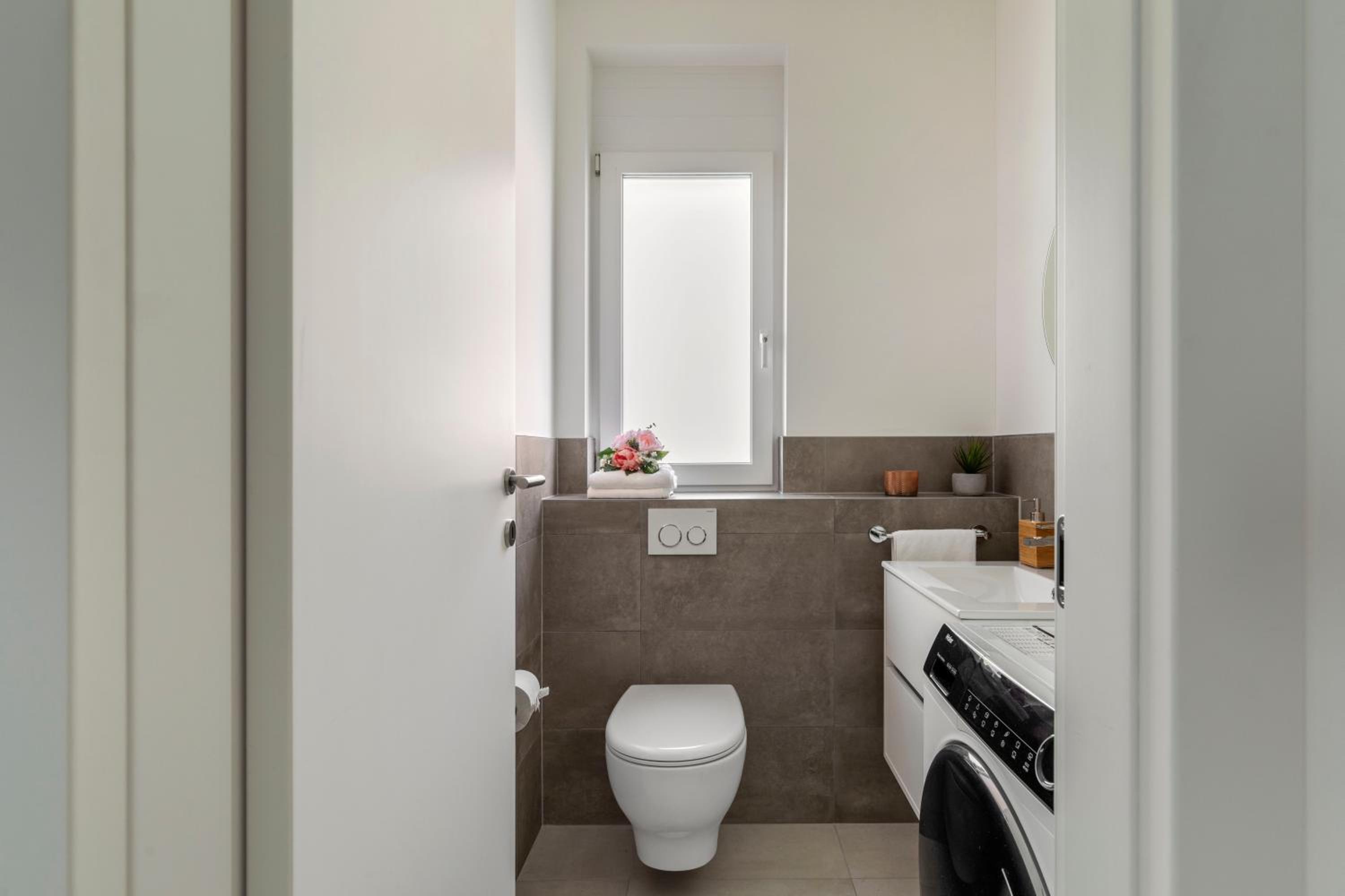 Lugano Superior Suites - Free Parking