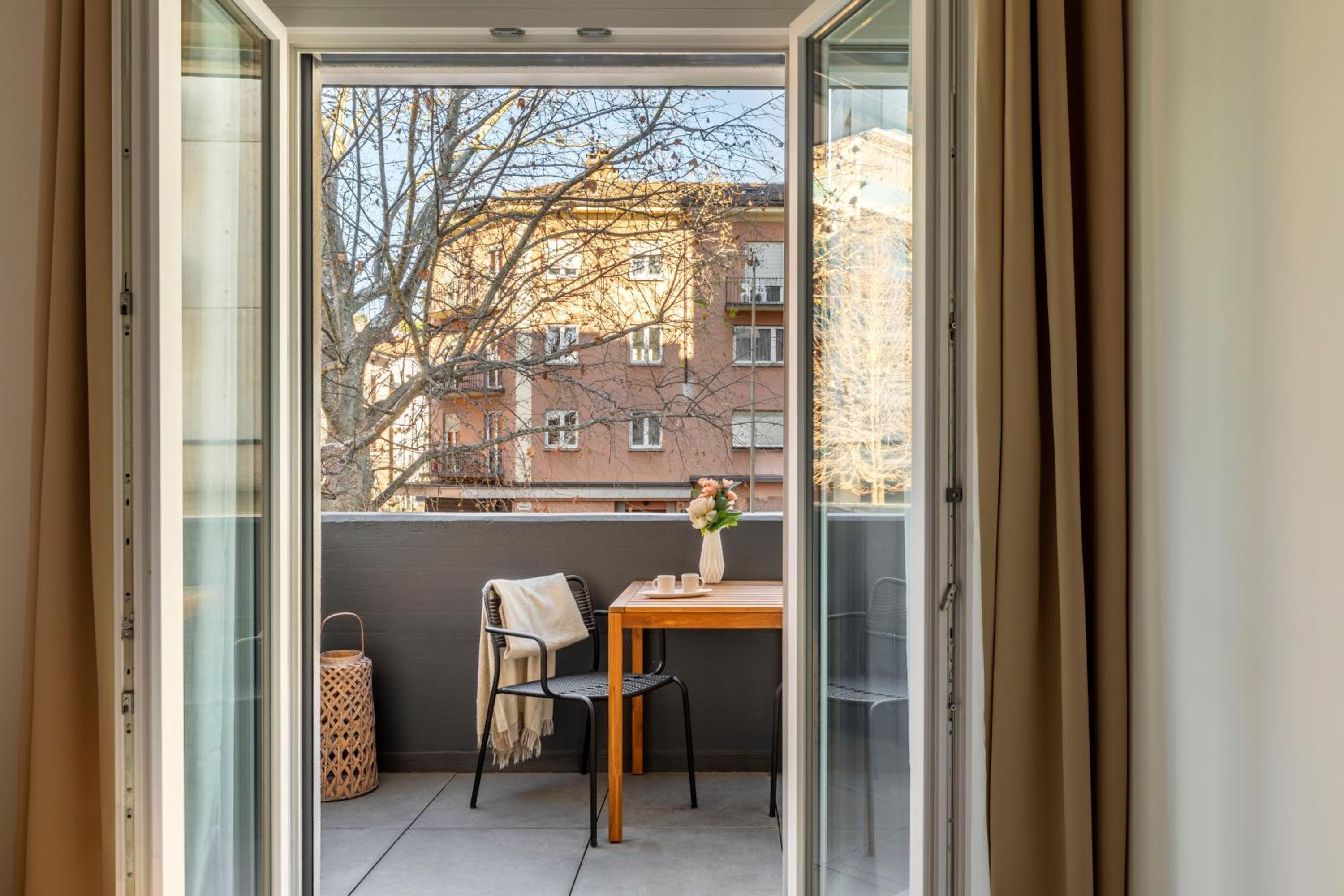 Lugano Superior Suites - Free Parking