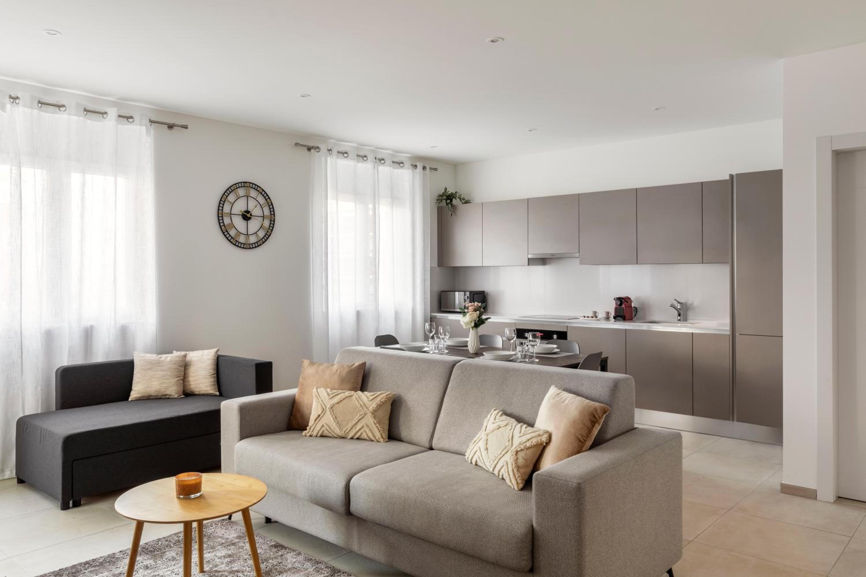 Lugano Superior Suites - Free Parking