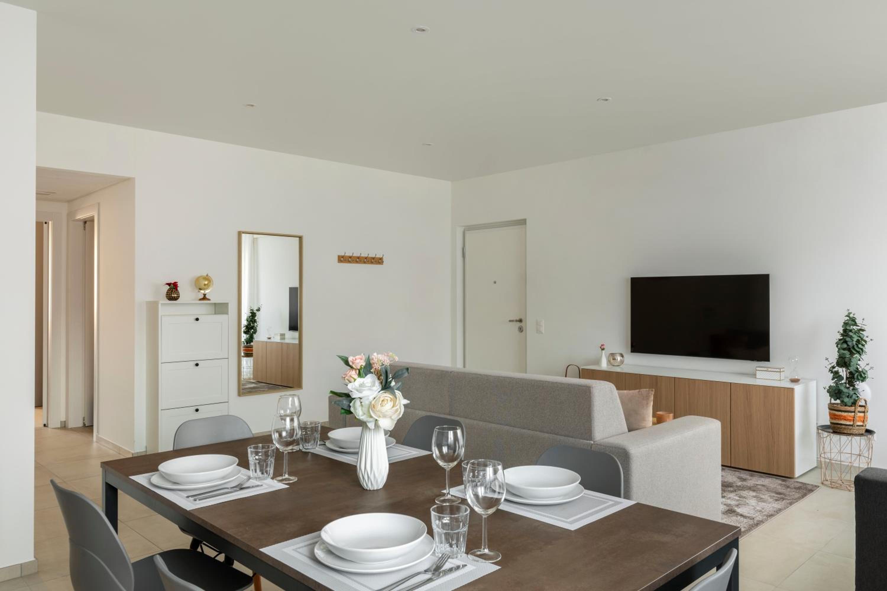 Lugano Superior Suites - Free Parking