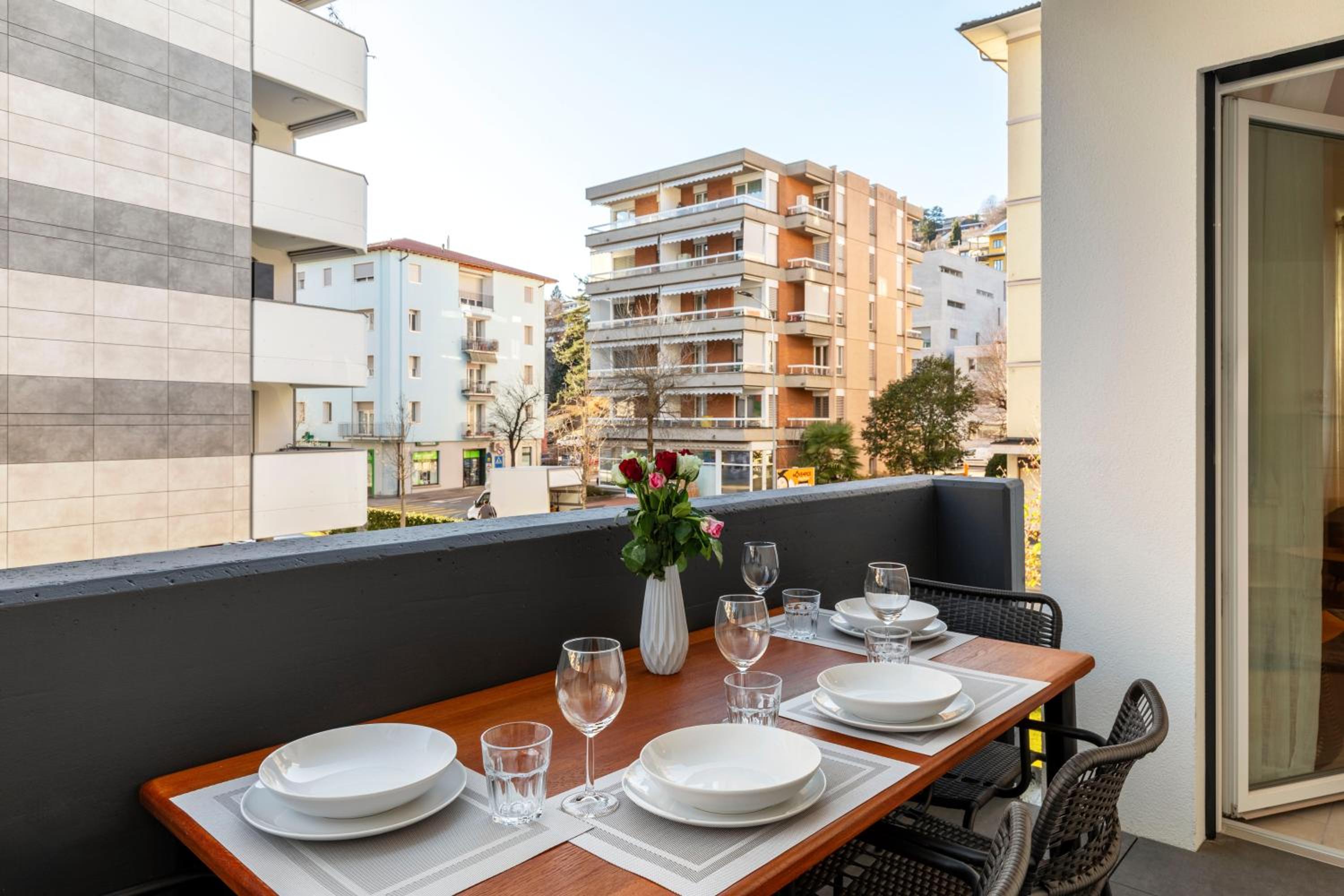 Lugano Superior Suites - Free Parking