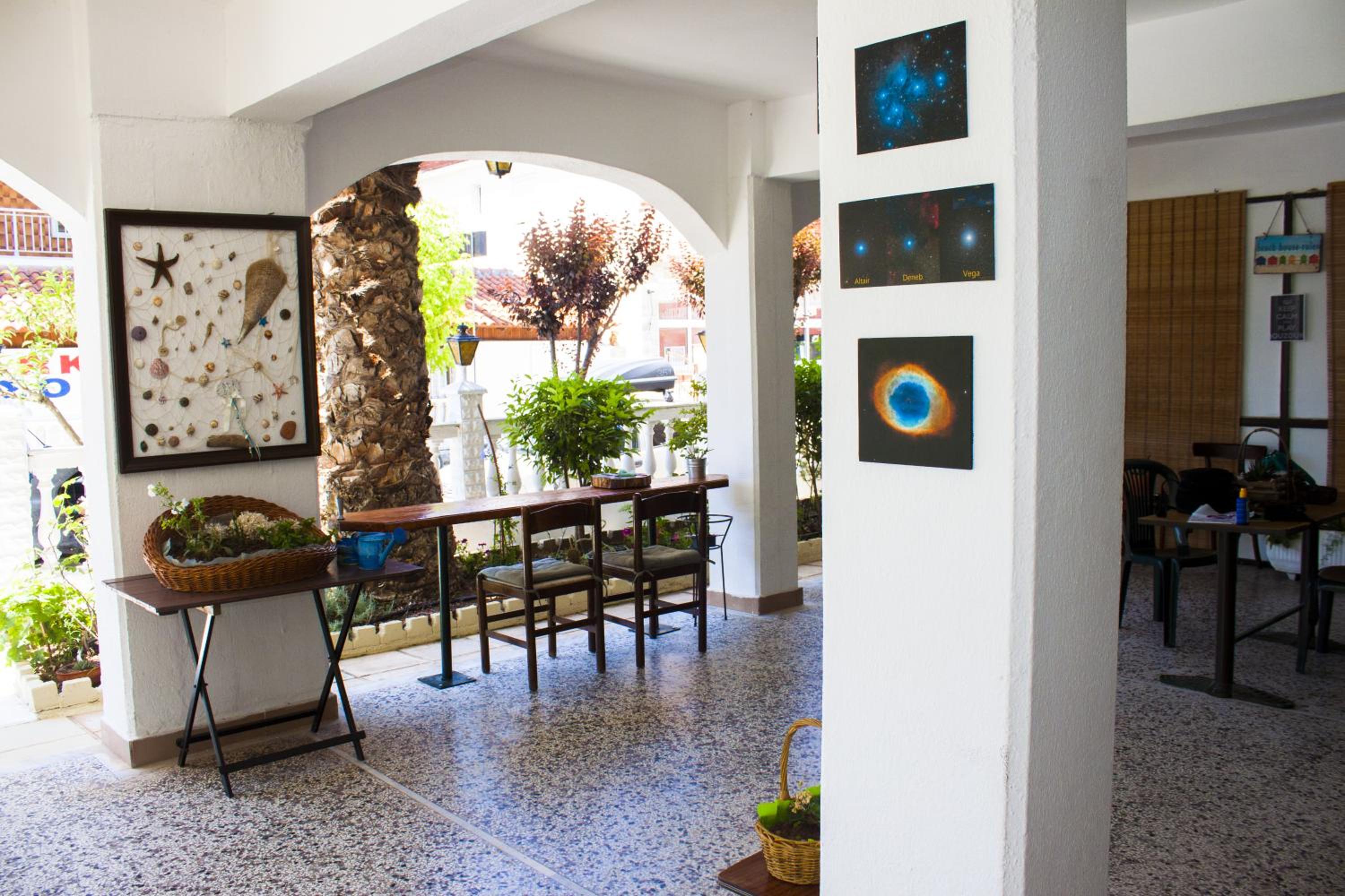 Dionisos Palms Apartments