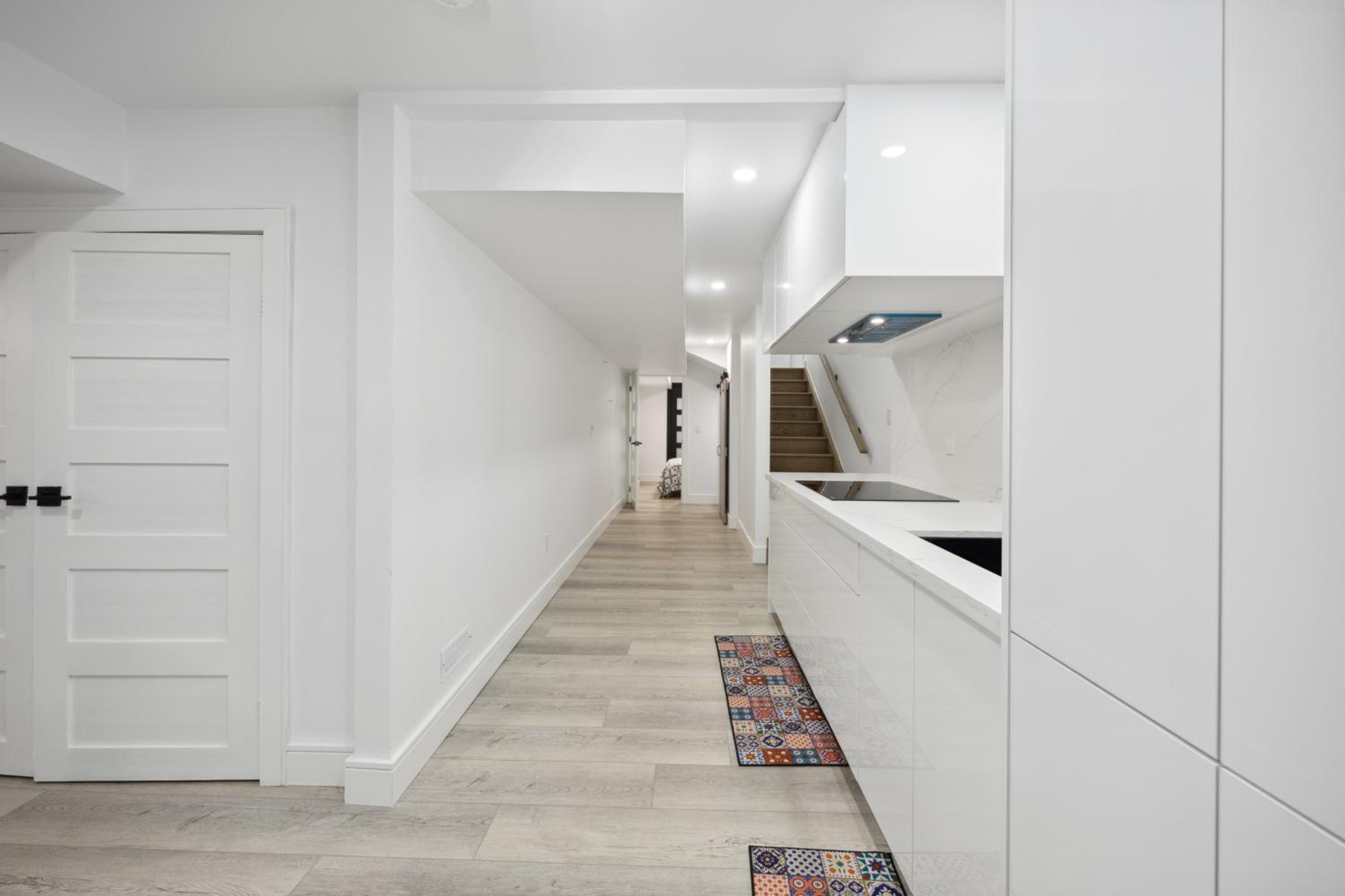 Modern Lower 2BR - Near Restaurants, River, Parks! Whitby