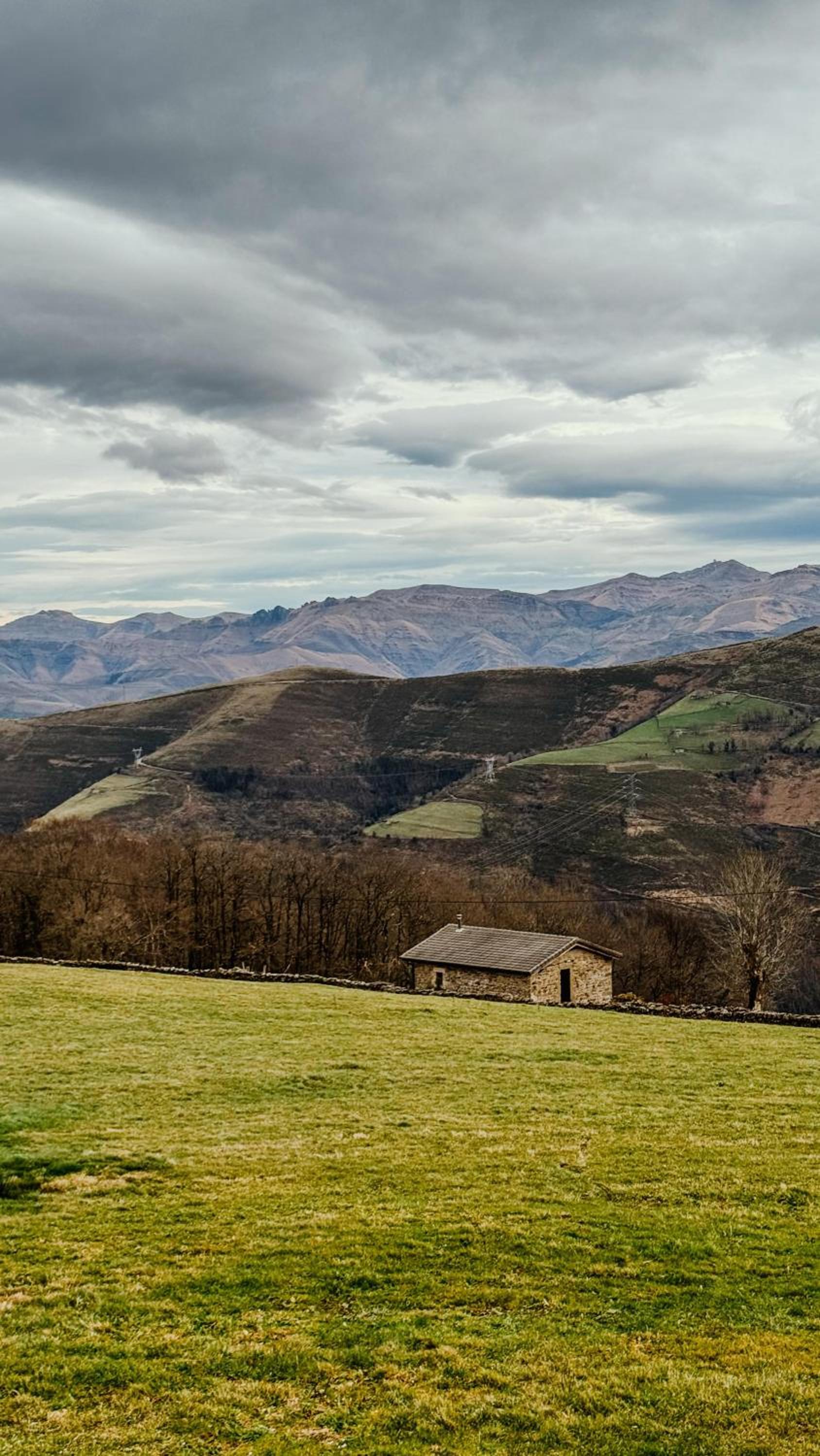 Villa Brenagudina - Cabaña Pasiega con piscina climatizada
