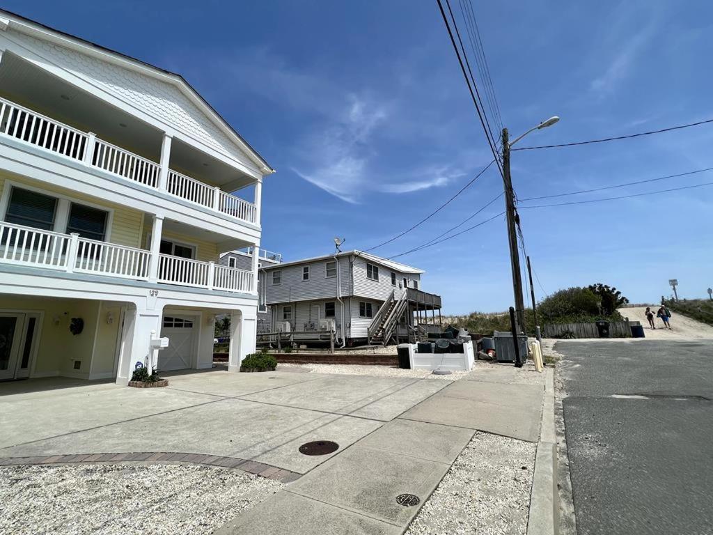 Nice Home In Ship Bottom With 3 Bedrooms, Private Swimming Pool And Wifi view 2